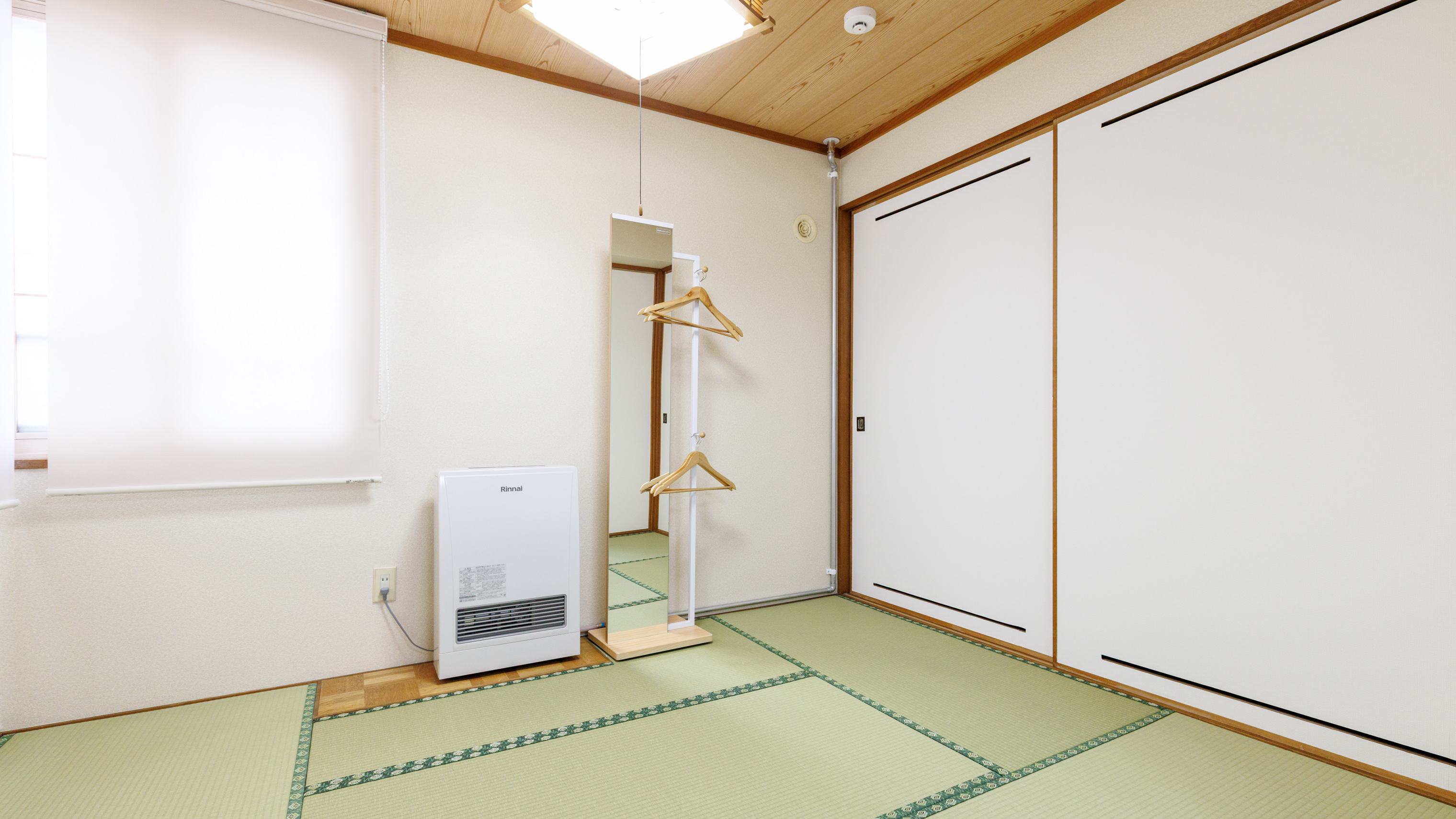 【禁煙】和洋室A･定員4名＜ペット可＞＜ﾊﾞｽ･ﾄｲﾚ共用＞