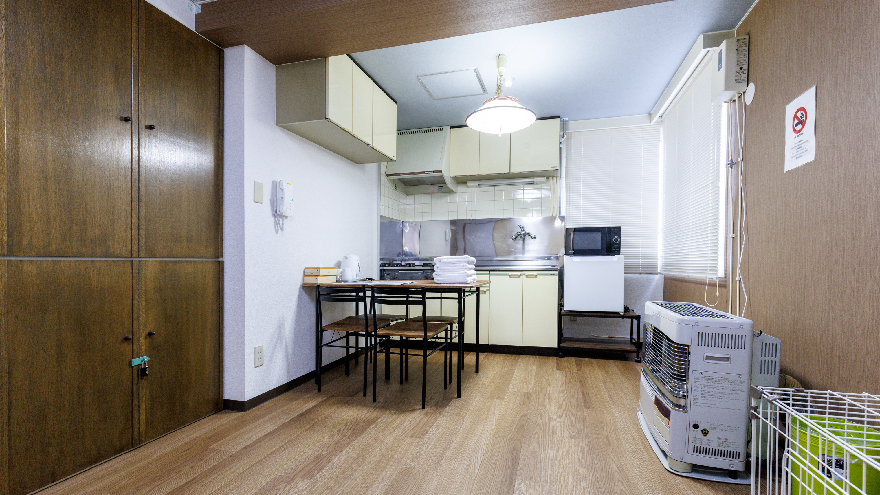 【禁煙】和洋室A･定員4名＜ペット可＞＜ﾊﾞｽ･ﾄｲﾚ共用＞