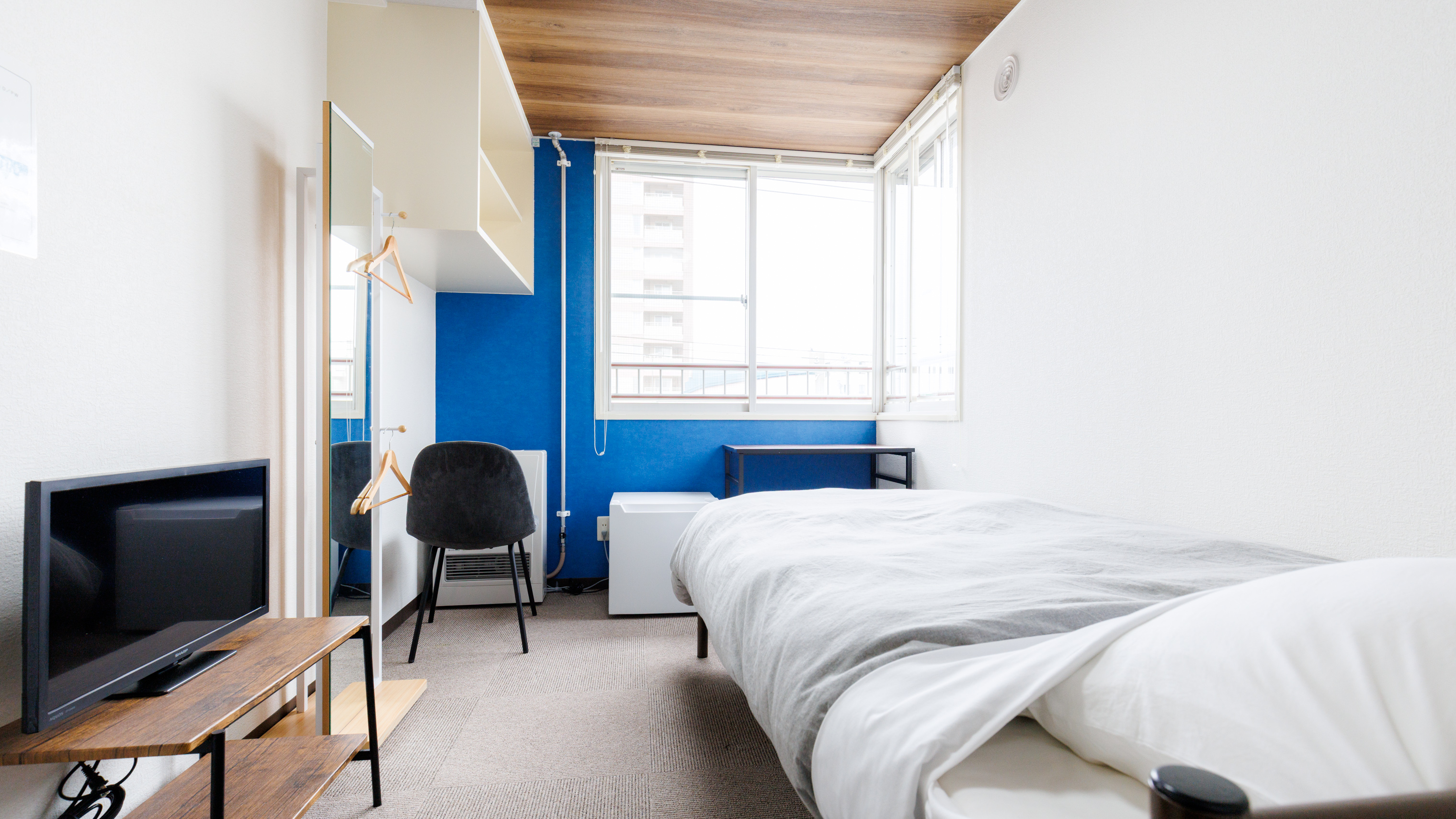 【禁煙】洋室シングルC･定員1名＜ﾊﾞｽ･ﾄｲﾚ共用＞