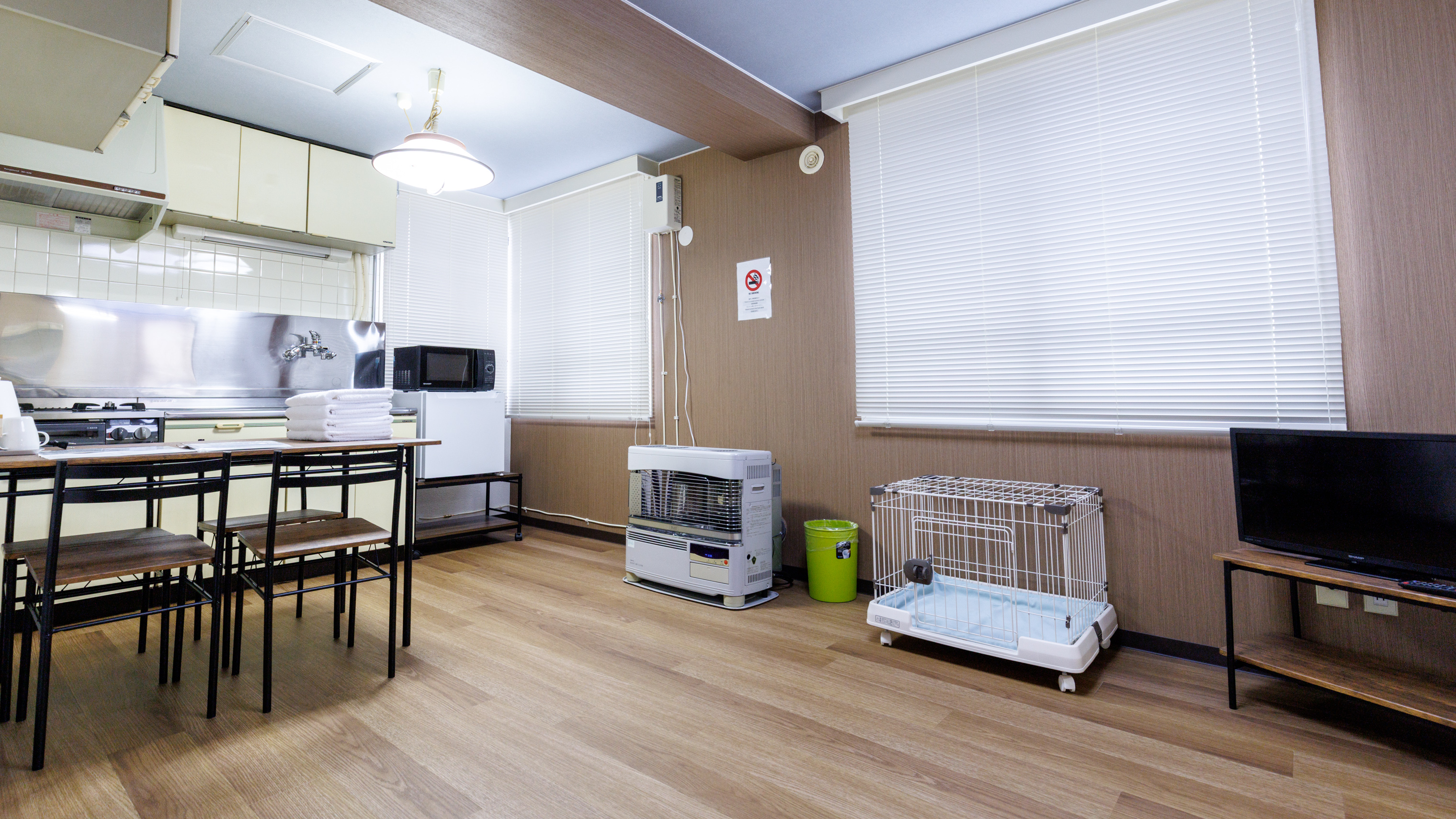 【禁煙】和洋室A･定員4名＜ペット可＞＜ﾊﾞｽ･ﾄｲﾚ共用＞