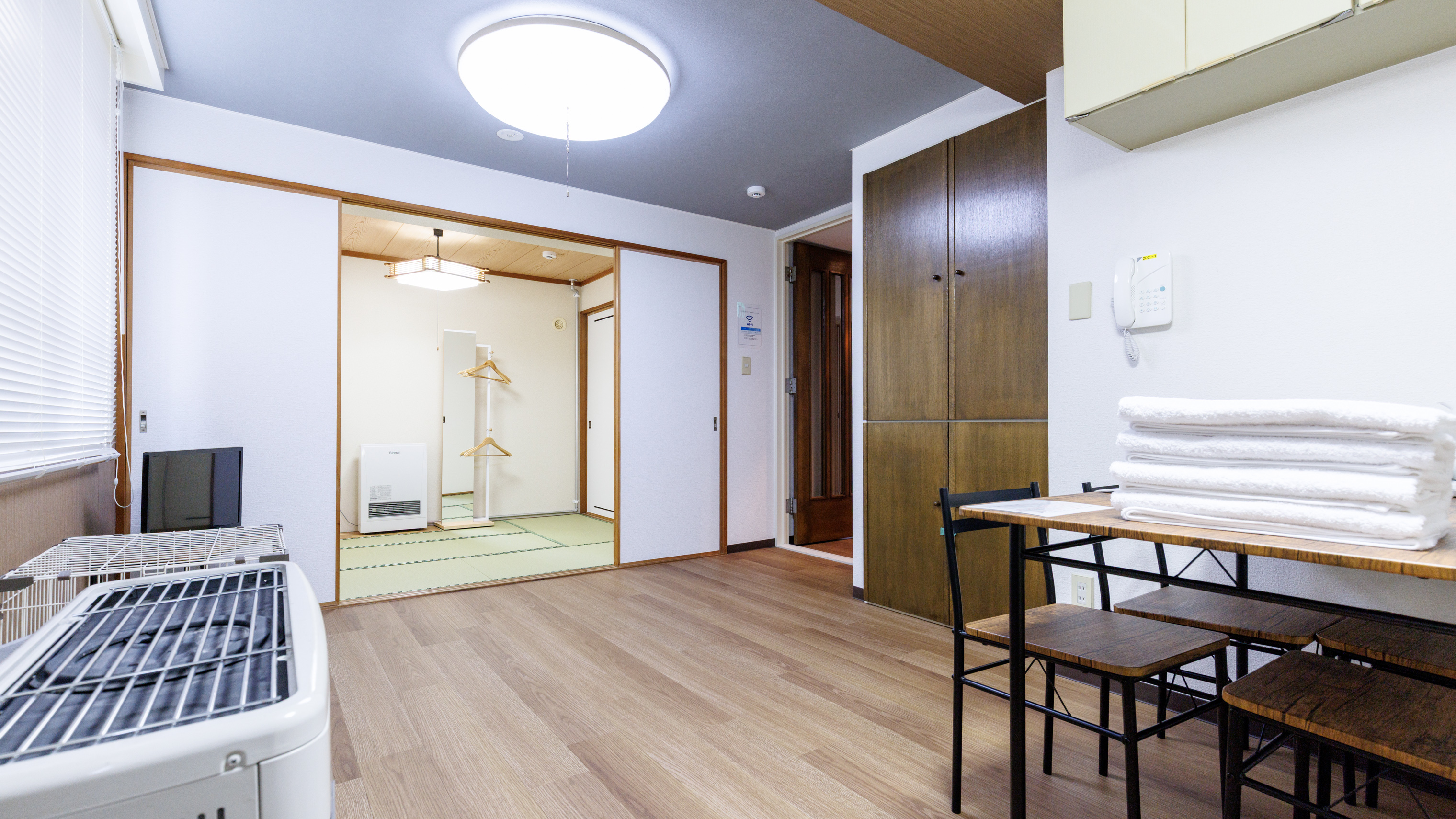 【禁煙】和洋室A･定員4名＜ペット可＞＜ﾊﾞｽ･ﾄｲﾚ共用＞