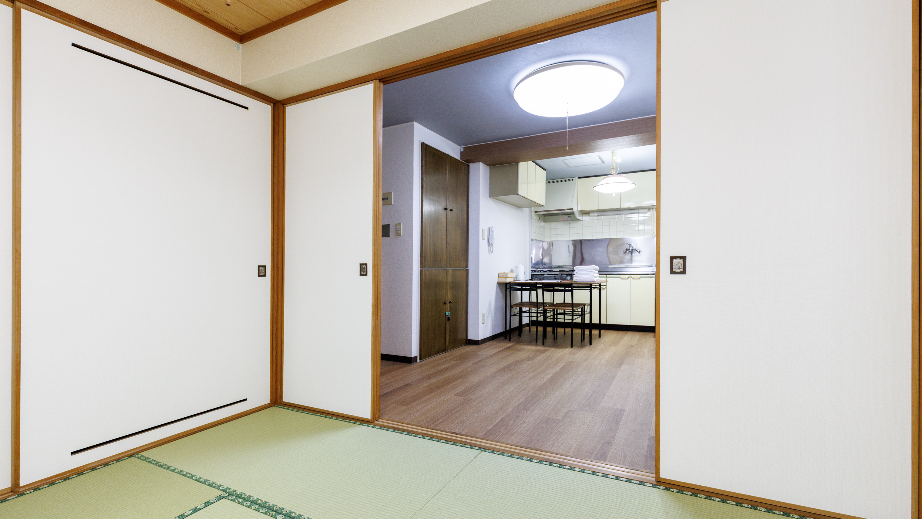 【禁煙】和洋室A･定員4名＜ペット可＞＜ﾊﾞｽ･ﾄｲﾚ共用＞