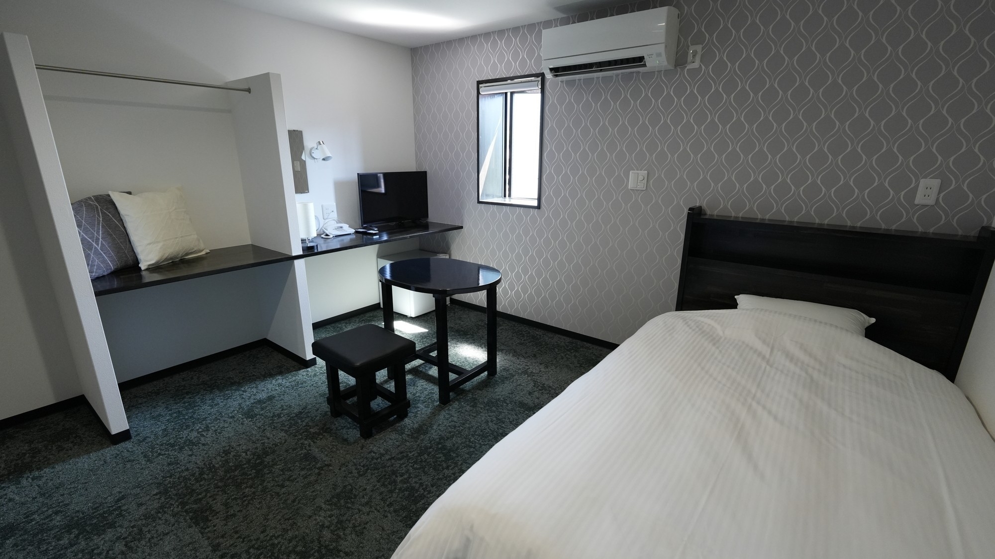 【素泊】風情漂う内子の街並み沿いに”唯一無二乃宿”OPEN＜小学生以下のお子様添い寝無料＞