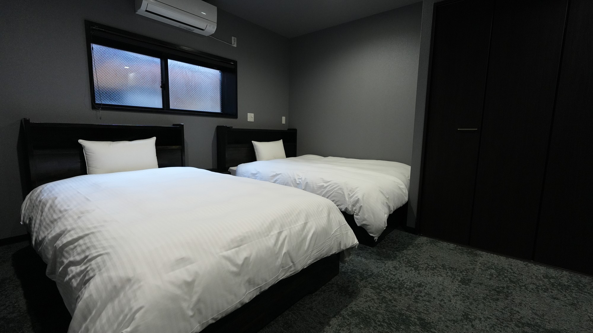 【禁煙】デラックスツイン（21平米）ベッド幅120cm