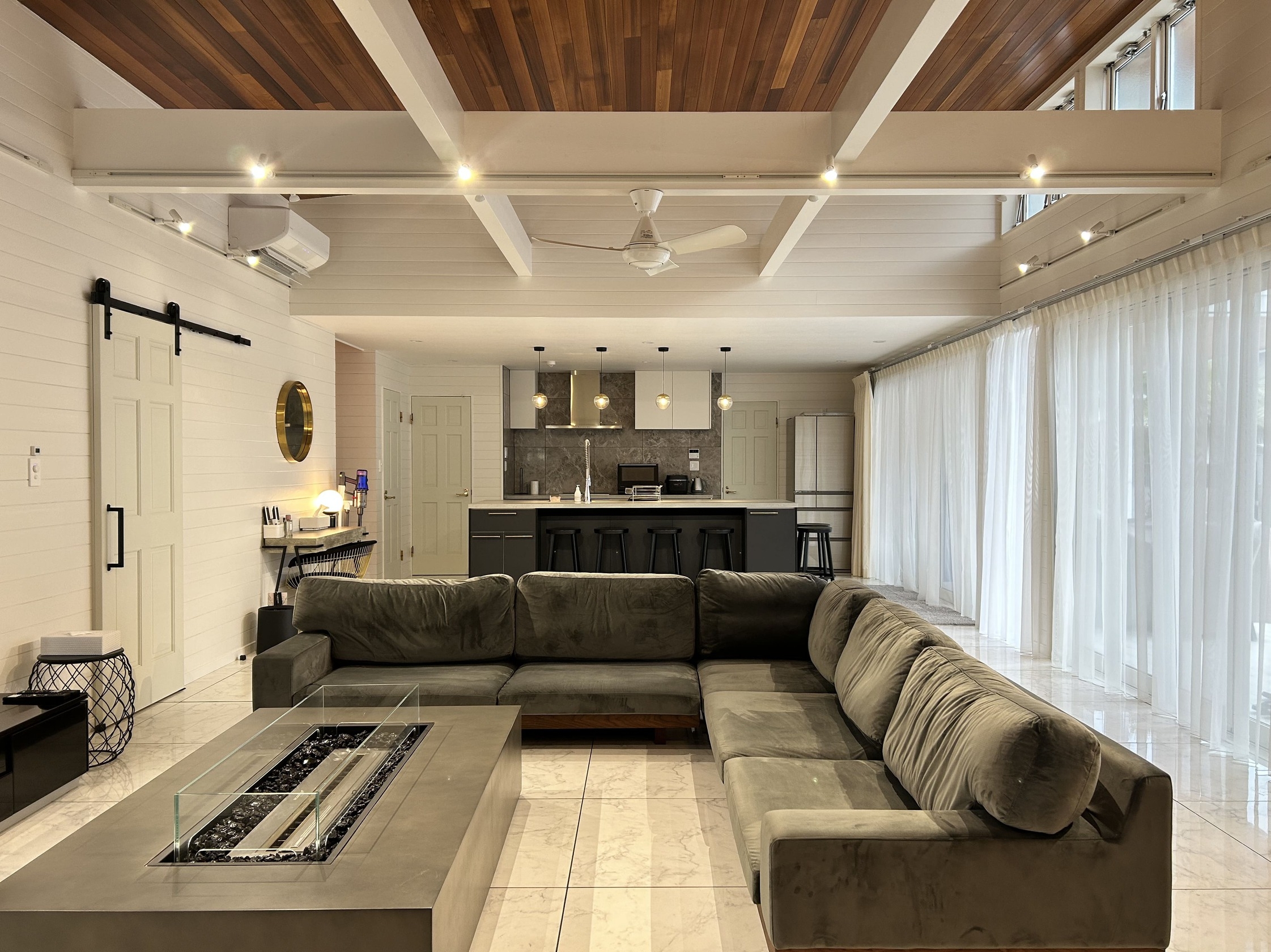 【朝食/夕食BBQ/SUP付プラン】1日1組限定プライベートヴィラ完全貸切プラン（夕食/朝食付き）