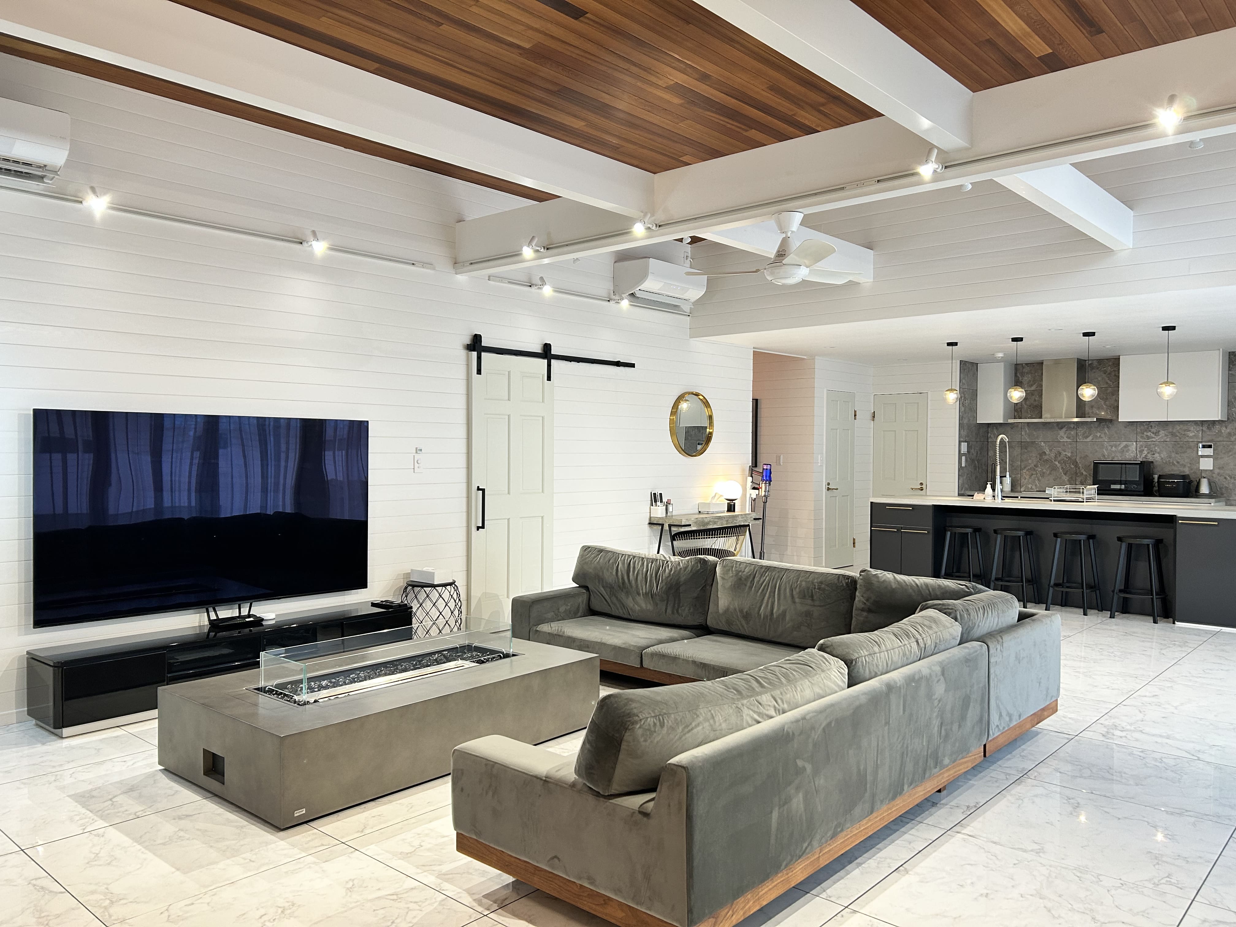 リビングルーム