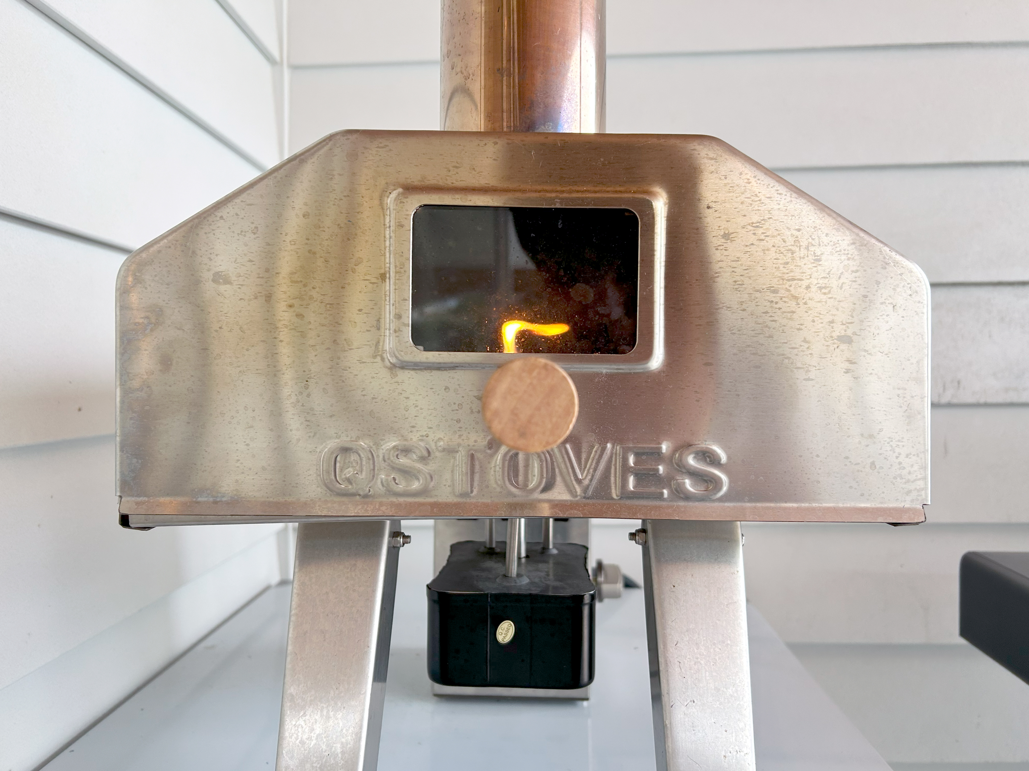 QSTOVESの本格薪窯