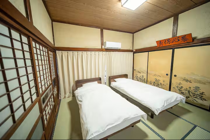 寝室３