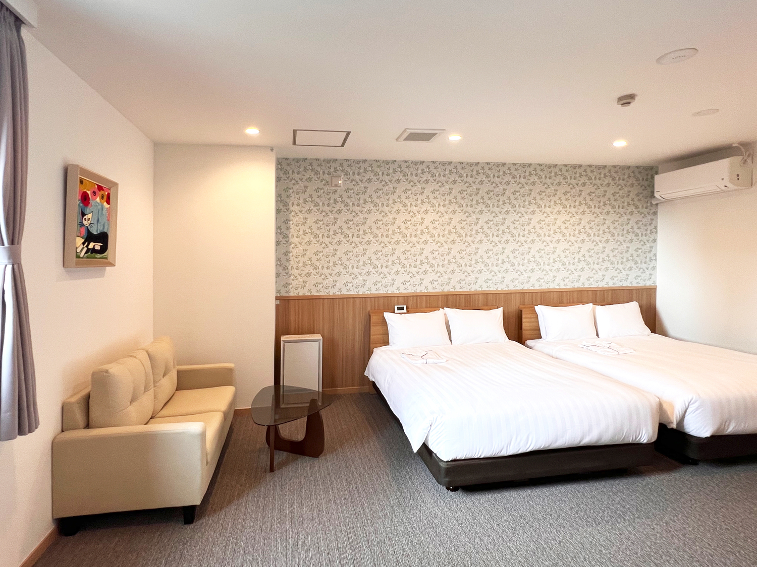 【禁煙】デラックスルーム（35平米/ベッド幅140ｃｍ&times;2台）5名の場合はエキストラベッド1台追加