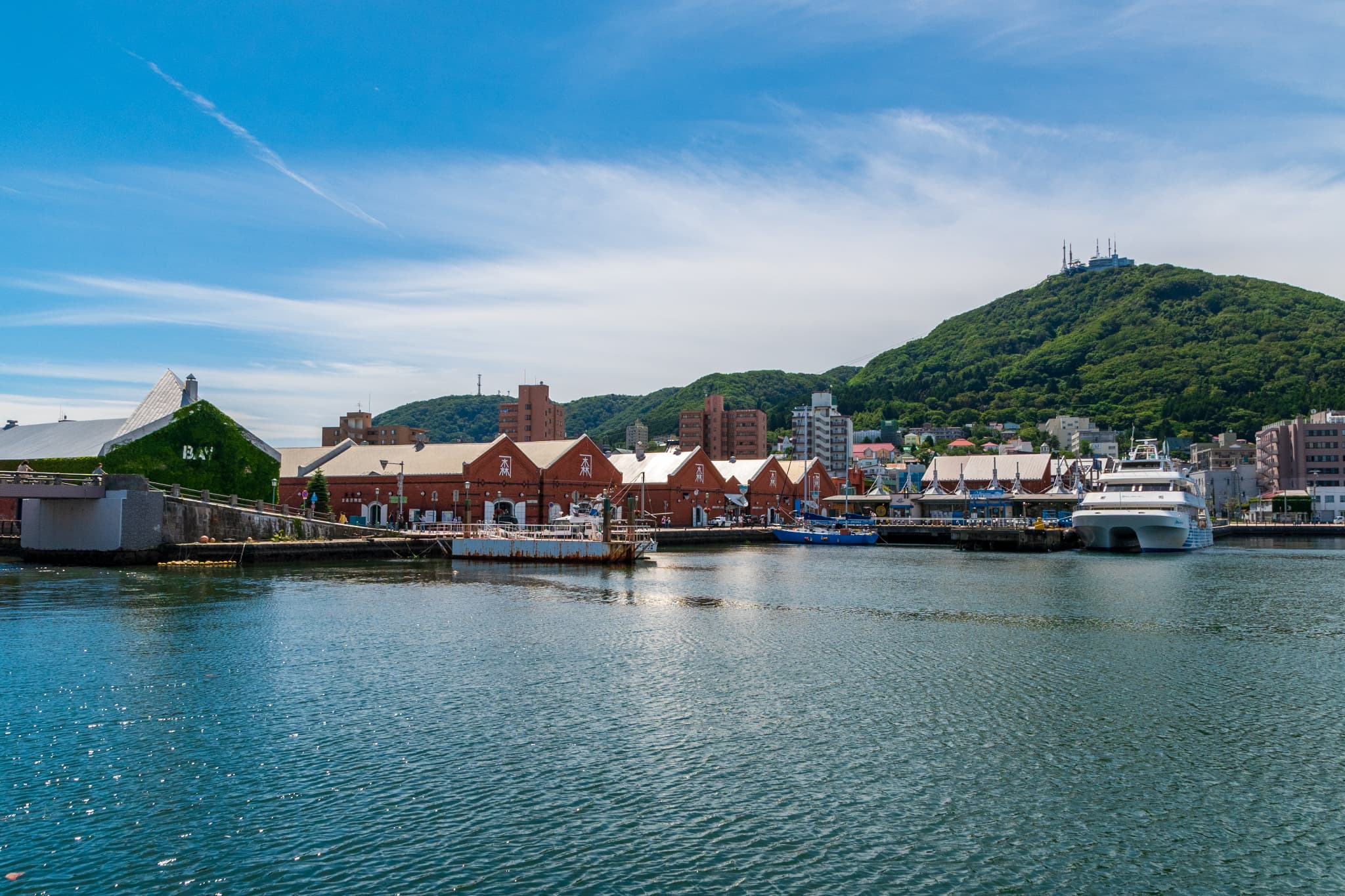 【観光情報】金森赤レンガ倉庫