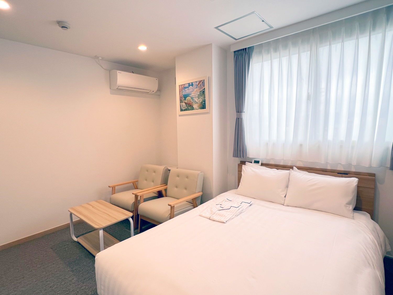 【禁煙】スタンダードダブル （23平米/ベッド幅140ｃｍ&times;1台）