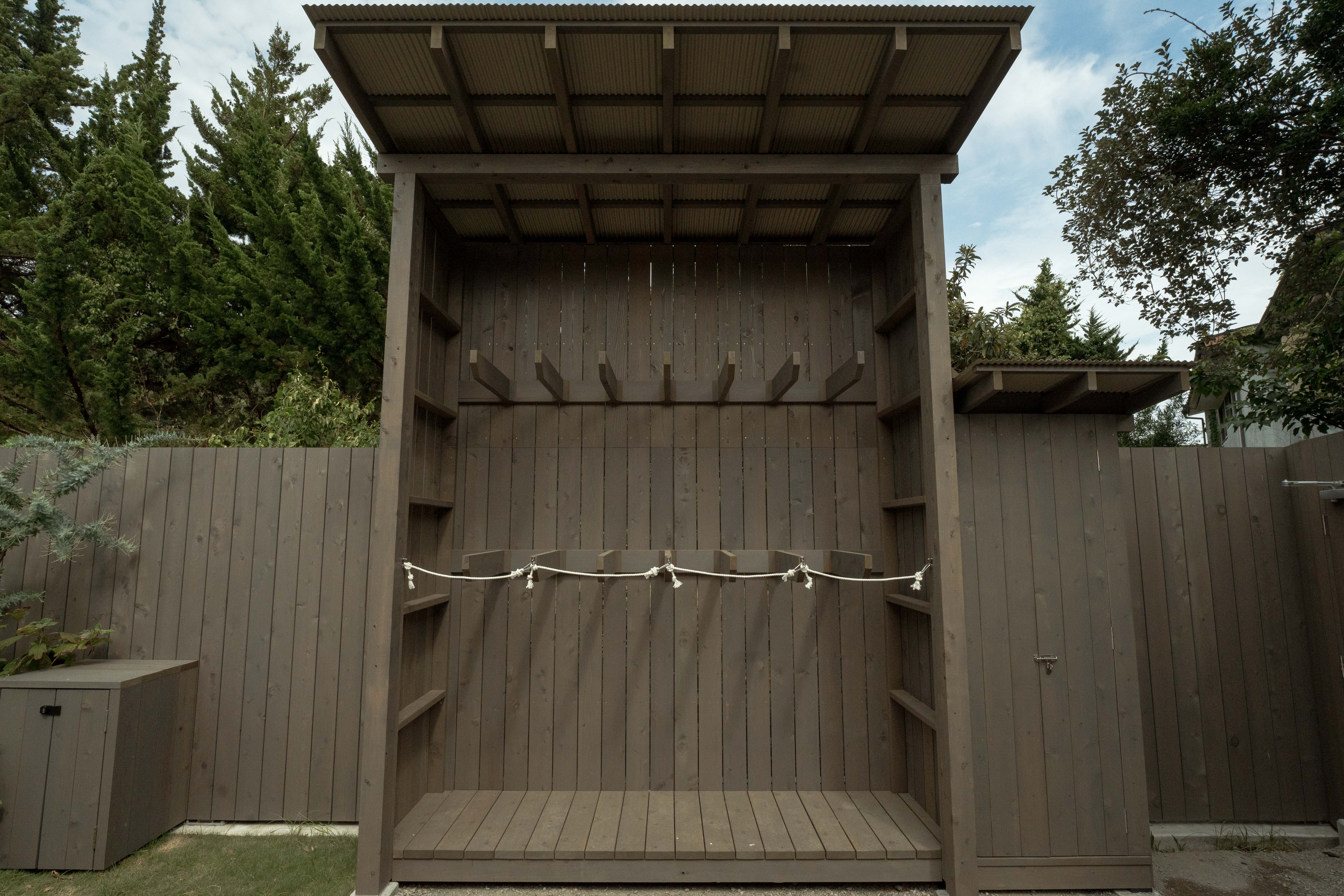 The Irita-hama サーフボードラック