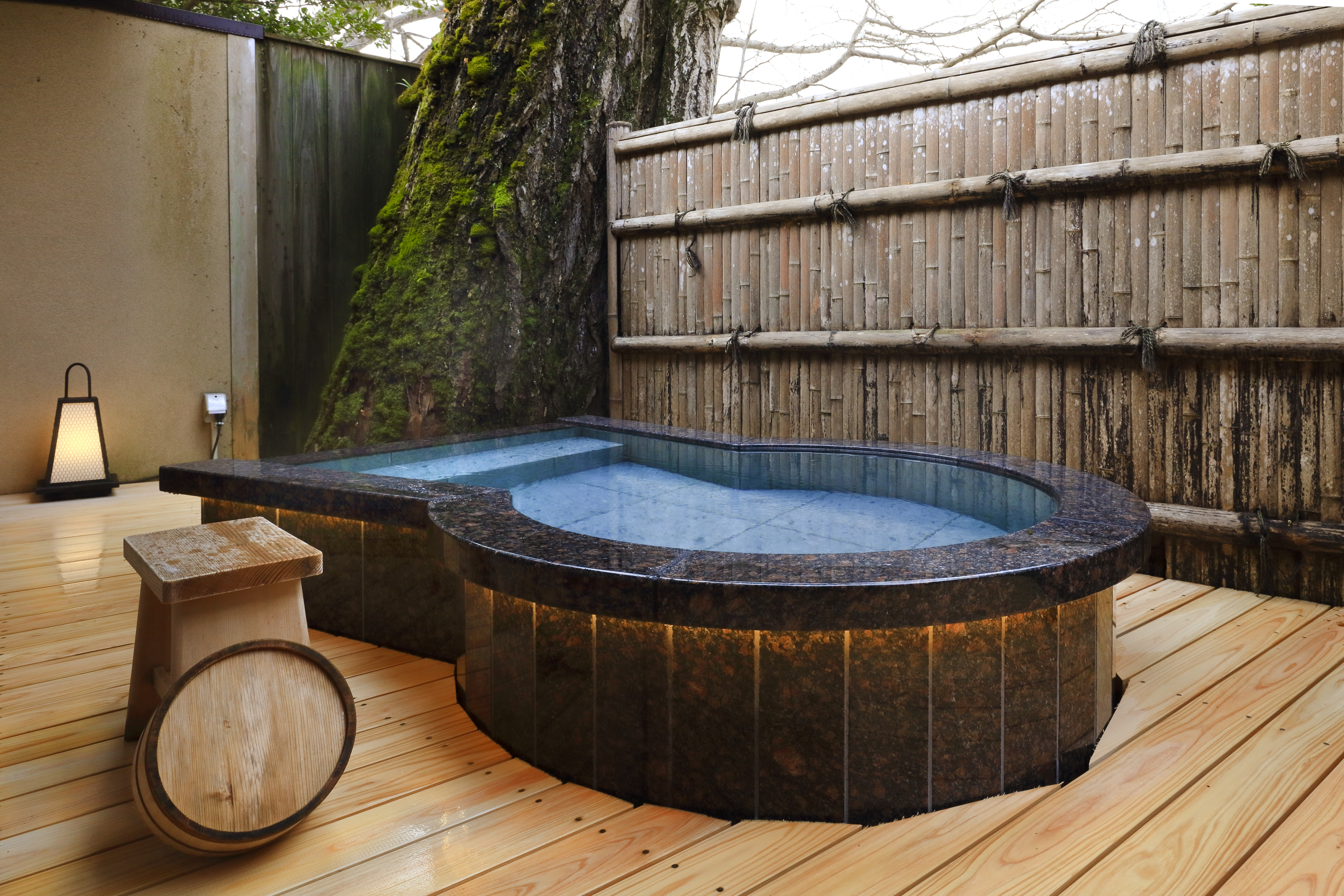 清間亭　露天風呂