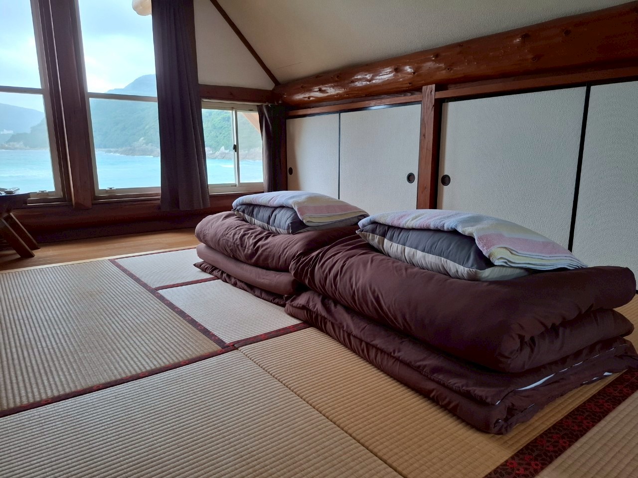 ログハウス_寝具2