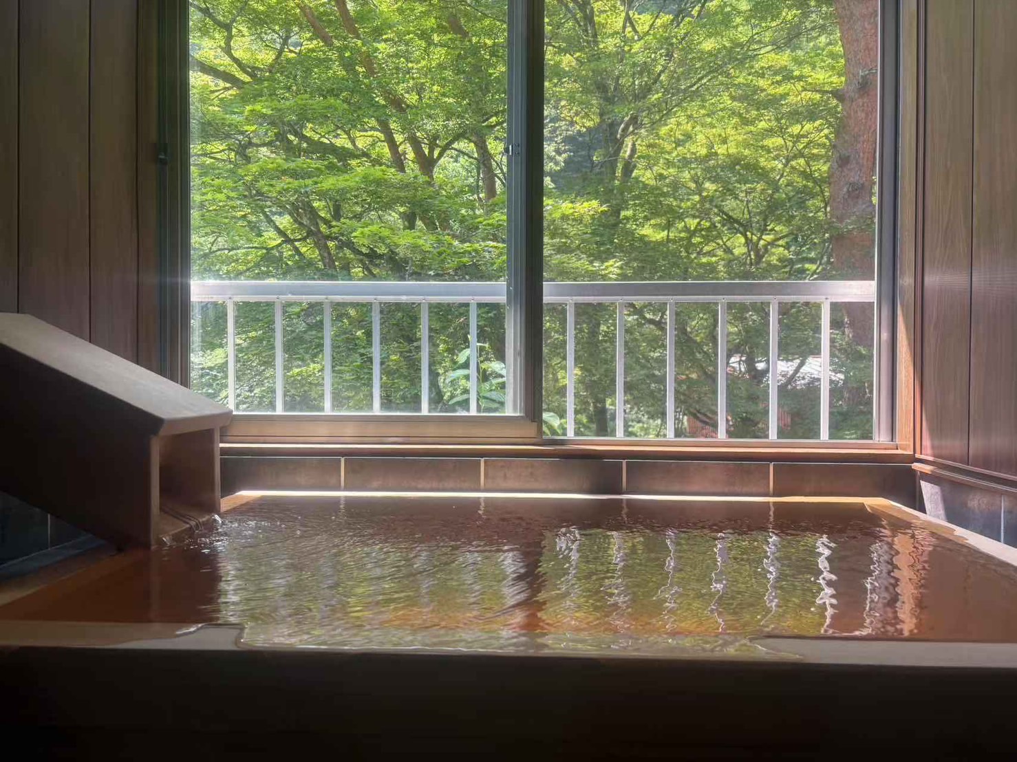 客室半露天風呂