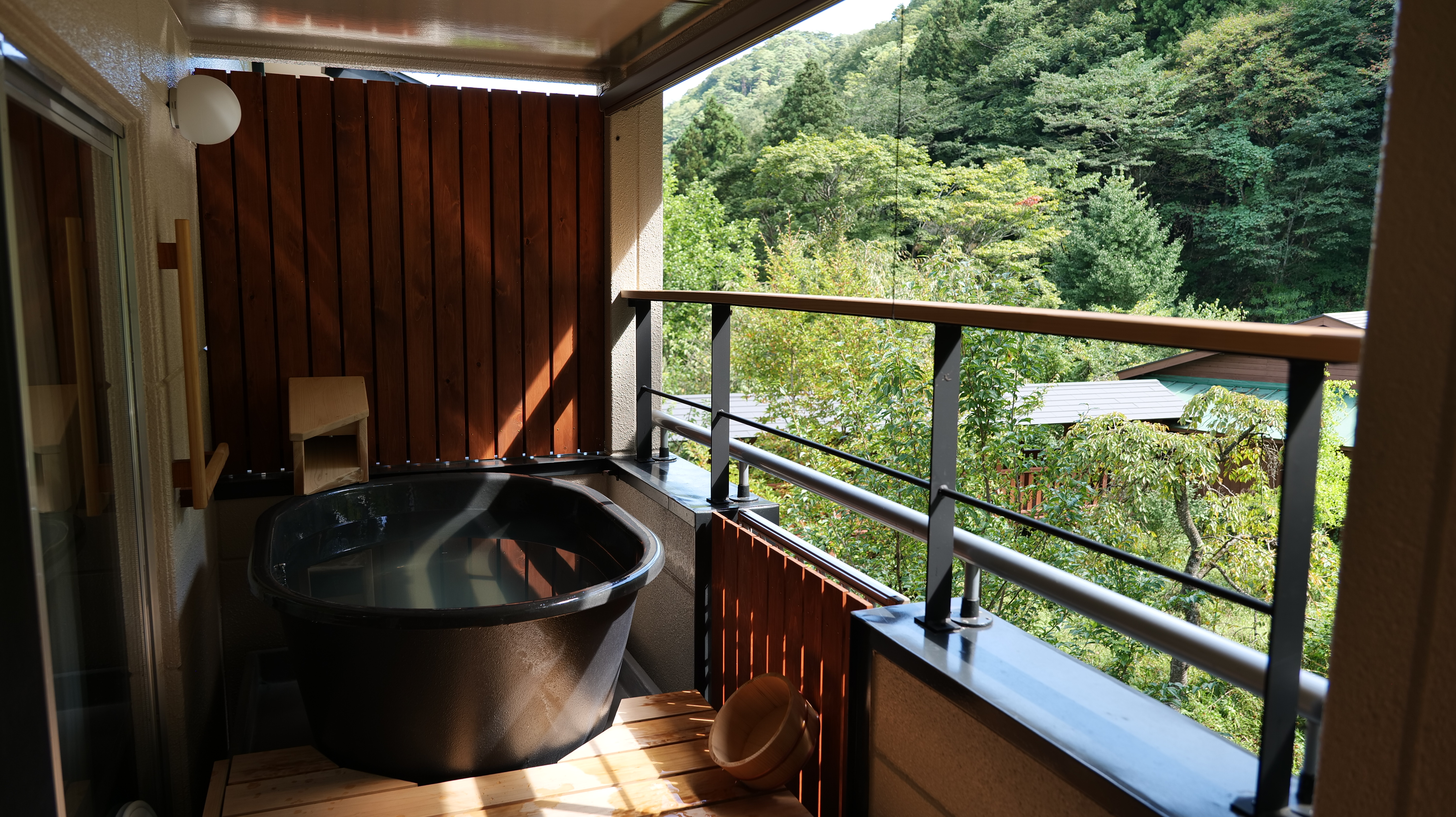 露天風呂付客室　錦雲（きんうん 秋）の露天