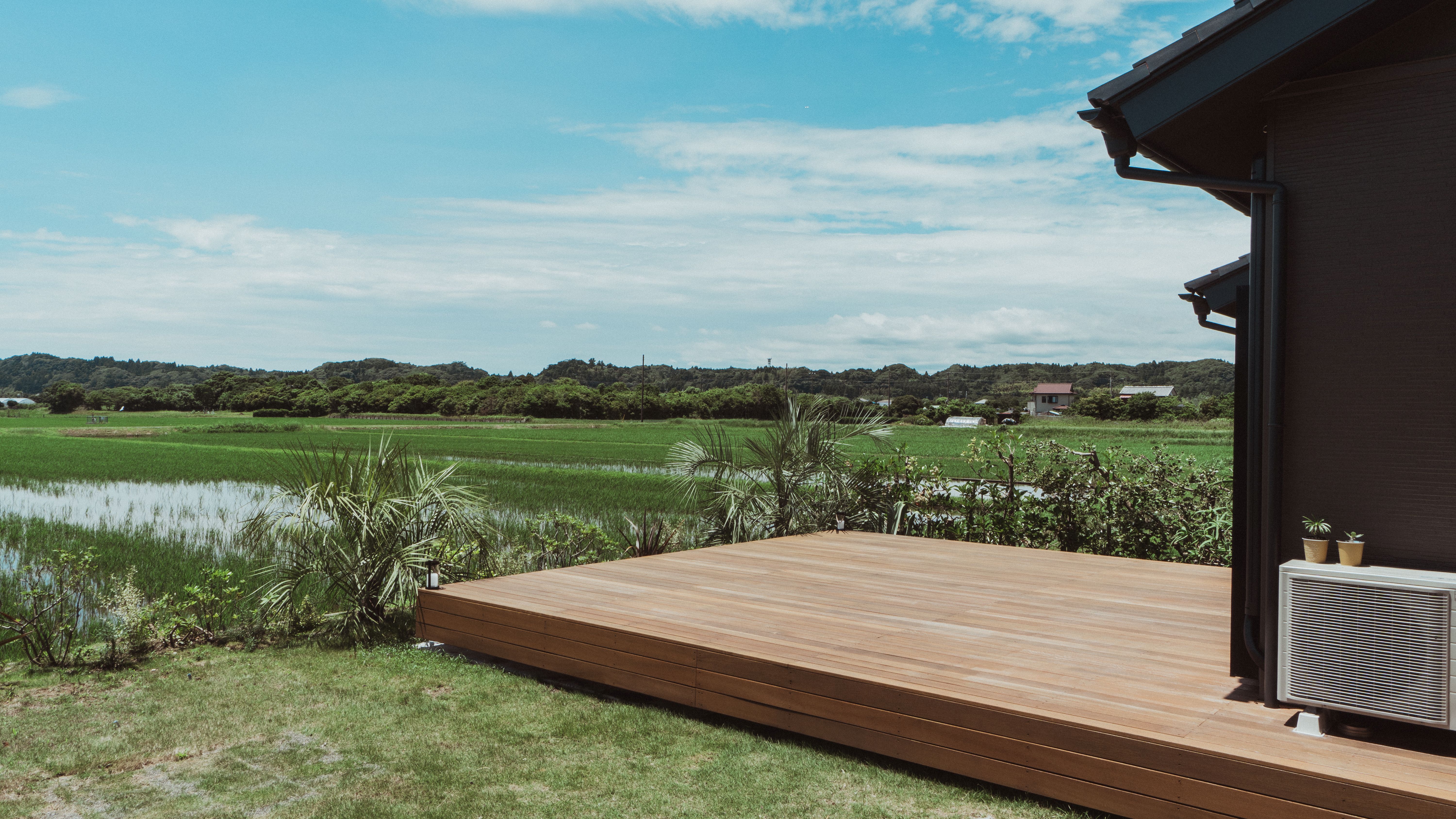 デッキ・庭