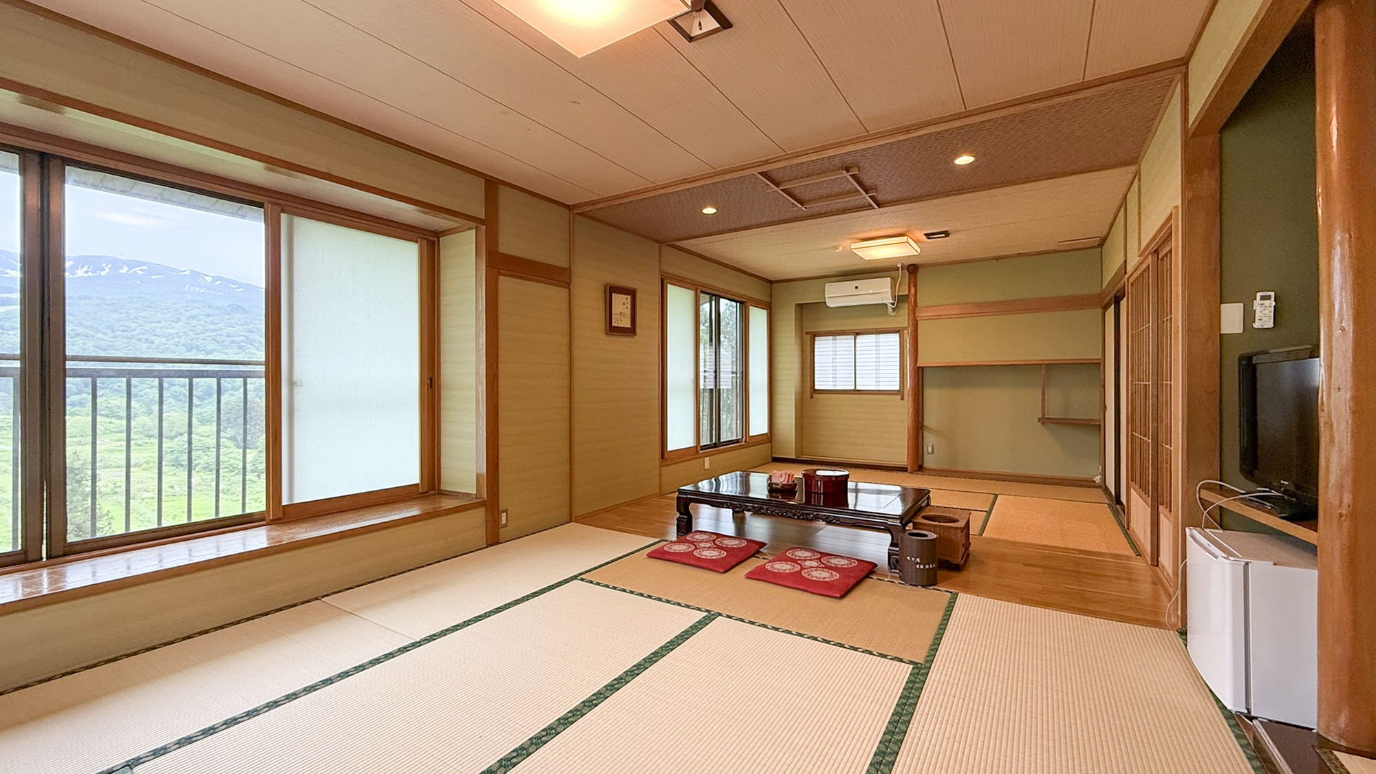 #月山　冷蔵庫完備のお部屋は長期滞在や家族旅行にも便利です