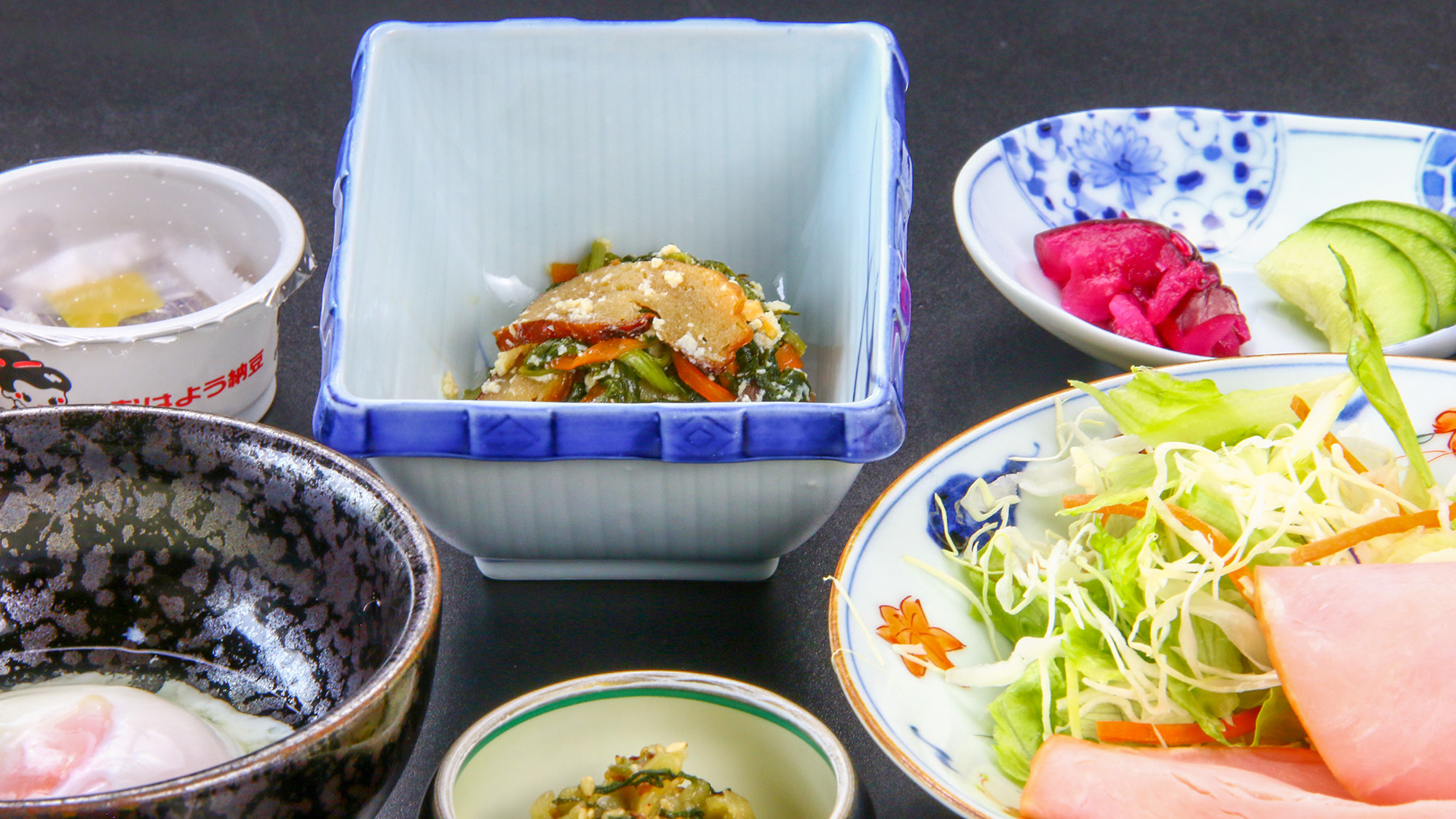 #朝食　優しい味わいの和朝食で、朝の時間をゆったりとお過ごしください