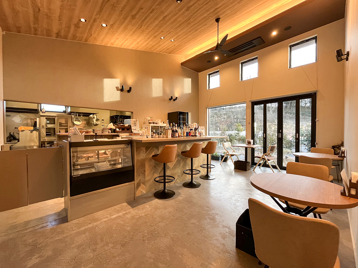 #Bistro le Soleil　多種多様なお酒やソフトドリンクをそろえております