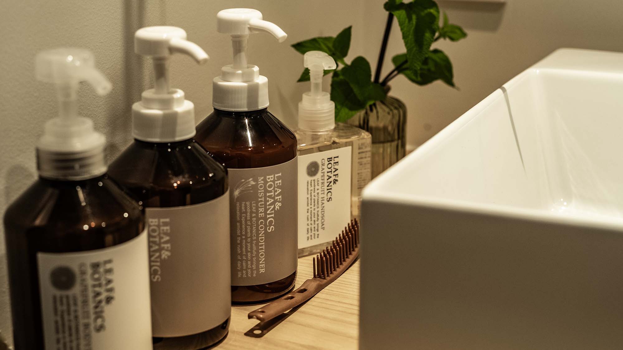 ・【アメニティ】女性にも嬉しい充実のアメニティ。お荷物の心配不要です