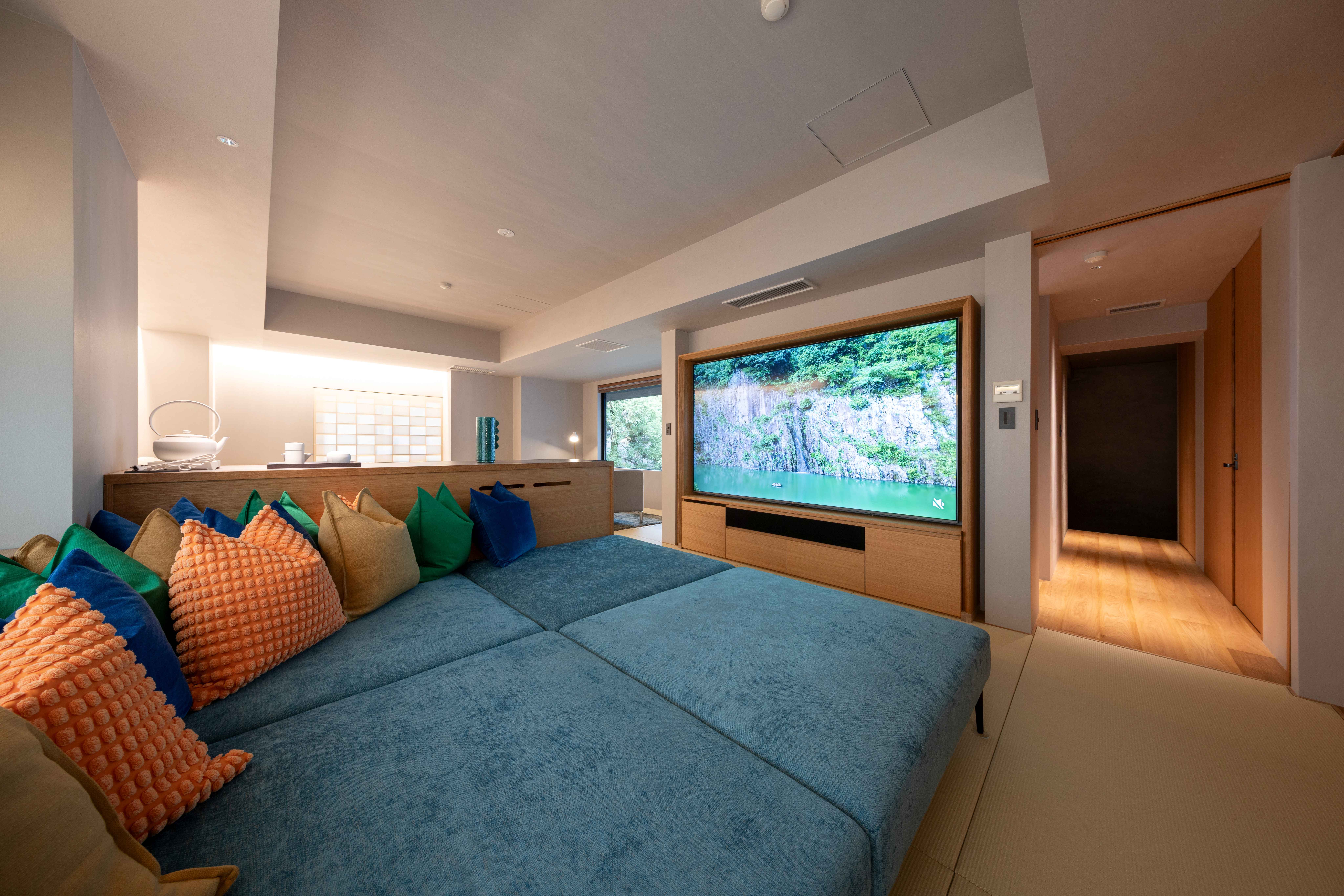 ラグジュアリーコーナースイート