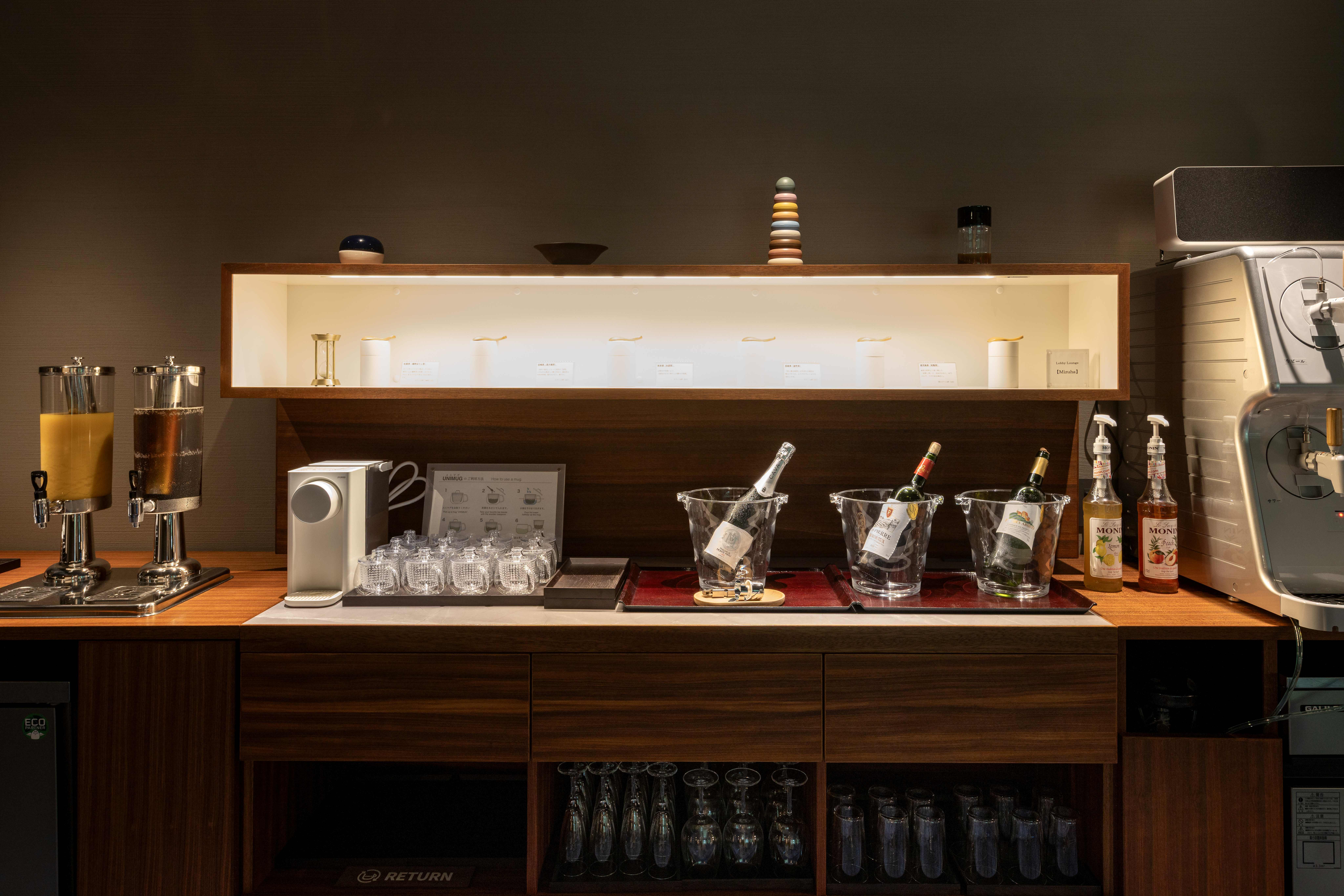 お好きなドリンク片手にゆったりとしたお時間を