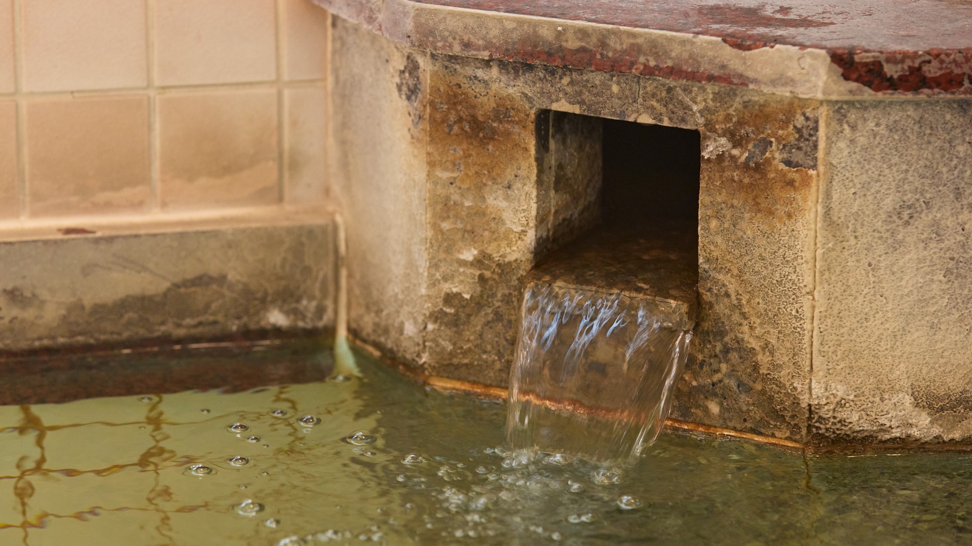 穂高温泉郷の温泉をお楽しみいただけます。