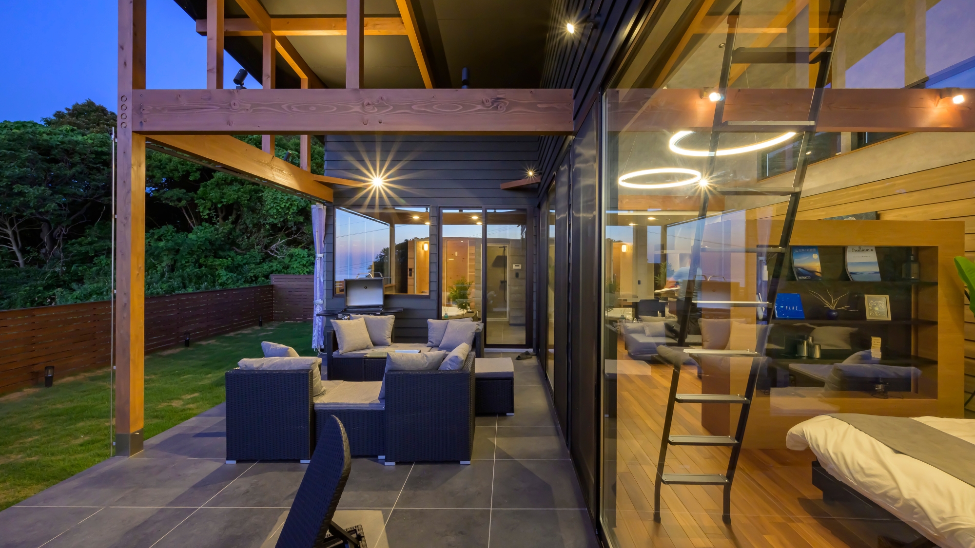 夜風を感じながら、BBQもお楽しみいただけます。