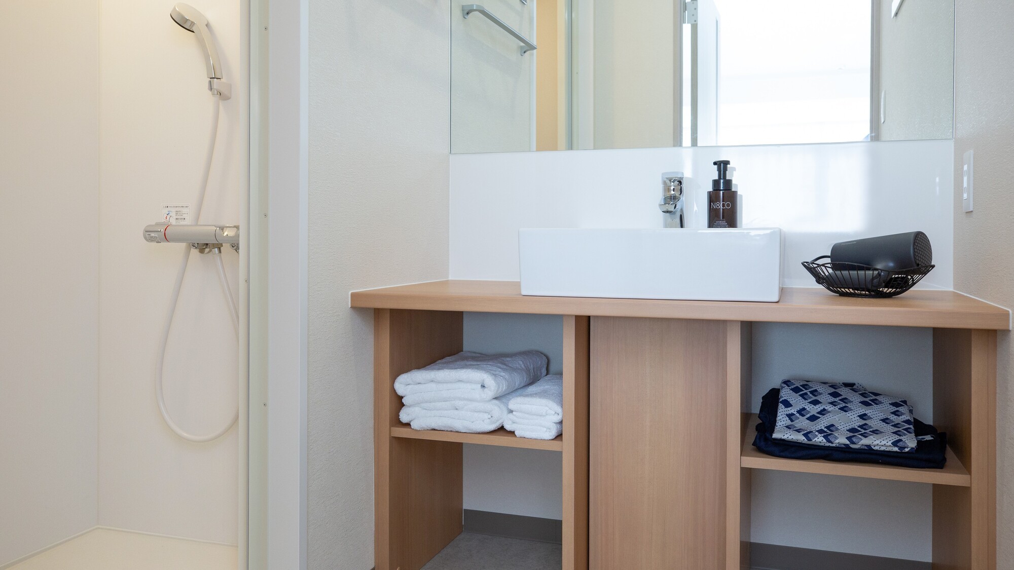 シャワールーム・洗面／海詣・凛灯・夕凪・楽座