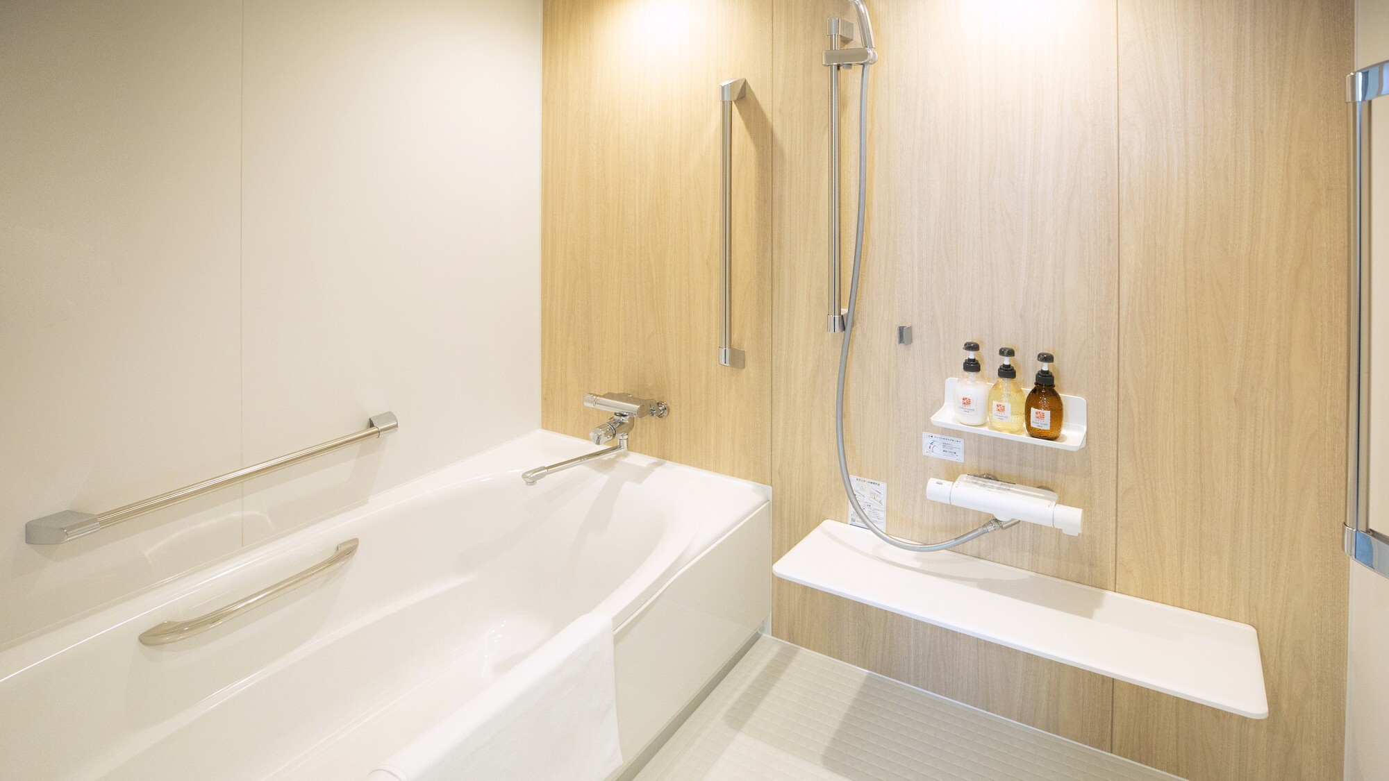 バスルーム／琴音海風・月雅・琴庵・讃岐日和