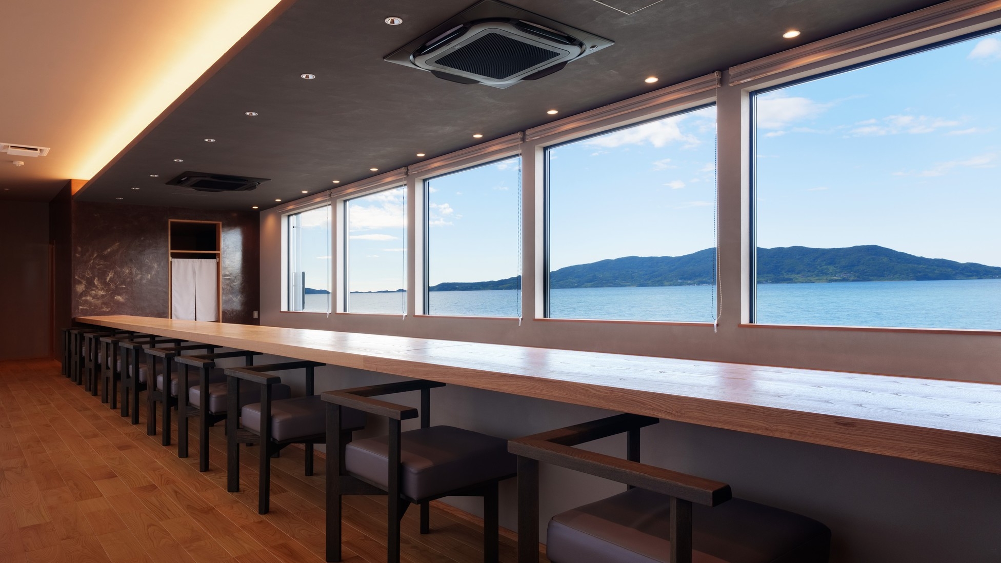 【基本】海の目の前のヴィラを1棟貸し　夕朝食付き　BBQプラン