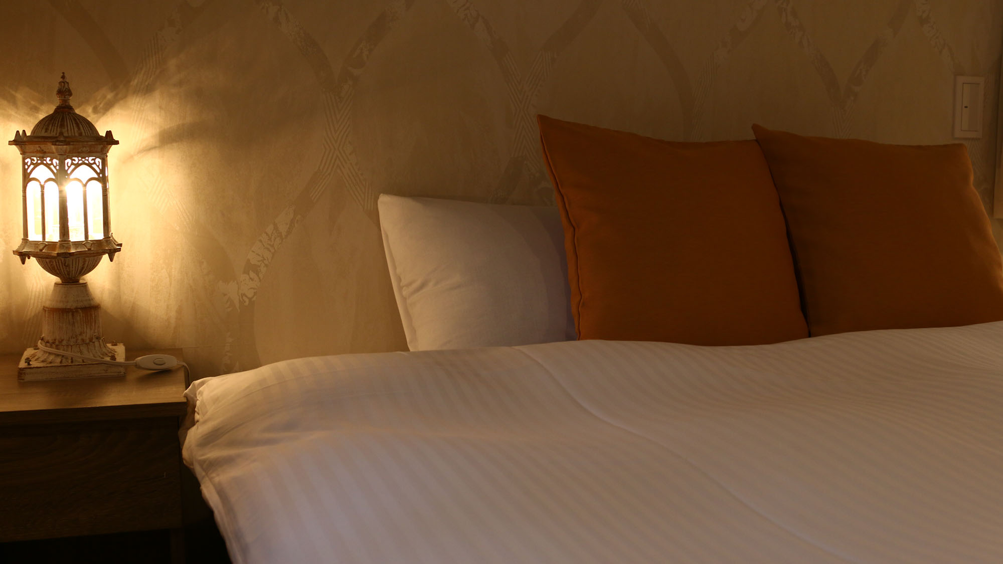 イメージ◇スタンダードダブル◇クイーンサイズベッドの客室の一例*　　　