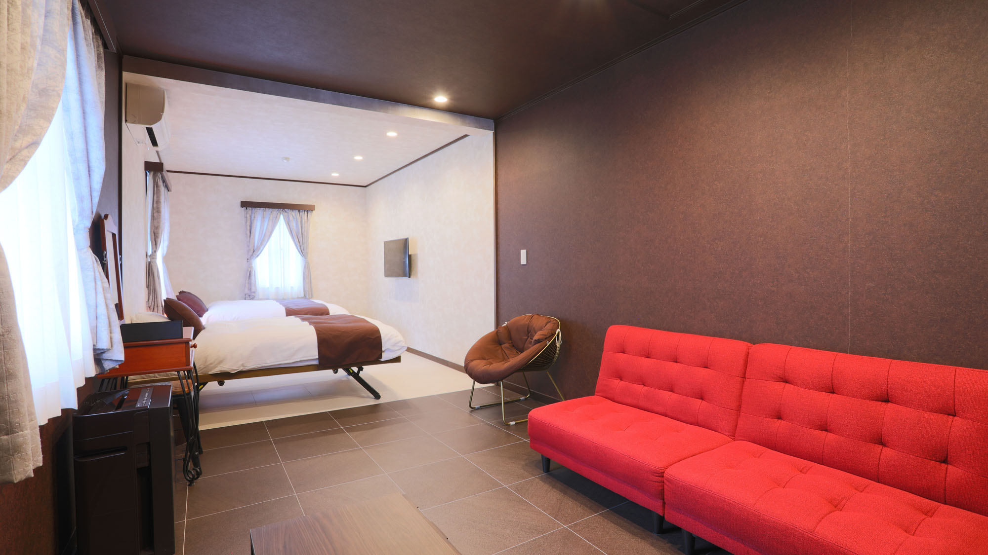 客室◇スーペリアダブル◇クイーンとセミダブルベッドの客室*　