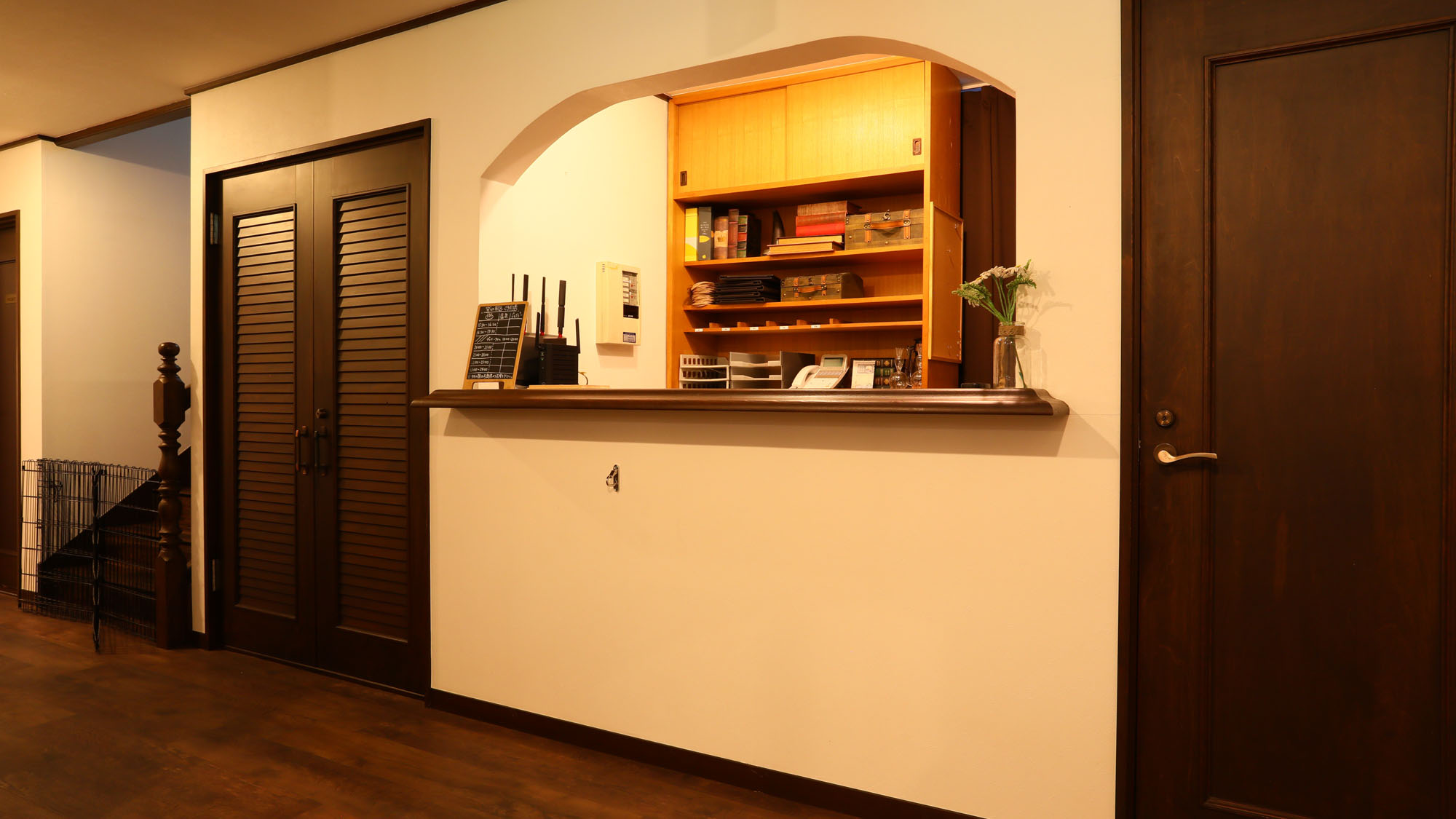 館内◇玄関先のフロント*