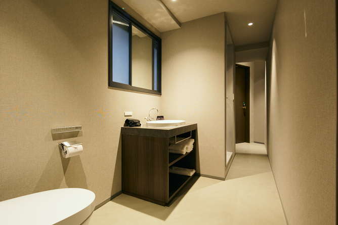 スーペリアダブル｜洗面台、シャワートイレ