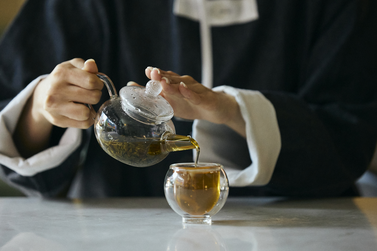 TRAN.SCENDER LOUNGE｜老舗中国茶専門店「悟空茶荘」の厳選茶葉で味わう本格中国茶