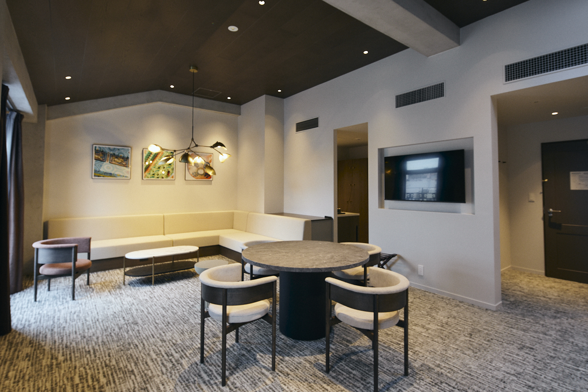 ロフトスイート｜リビングスペース