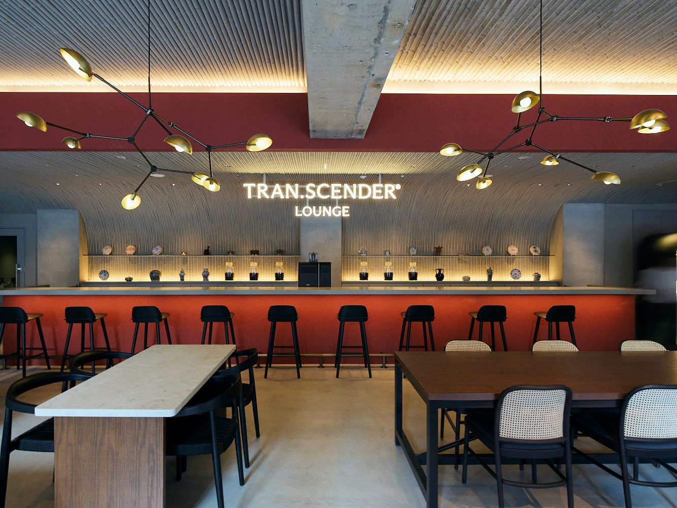 TRAN.SCENDER LOUNGE｜7:00～23:00（L.O. 22:30）