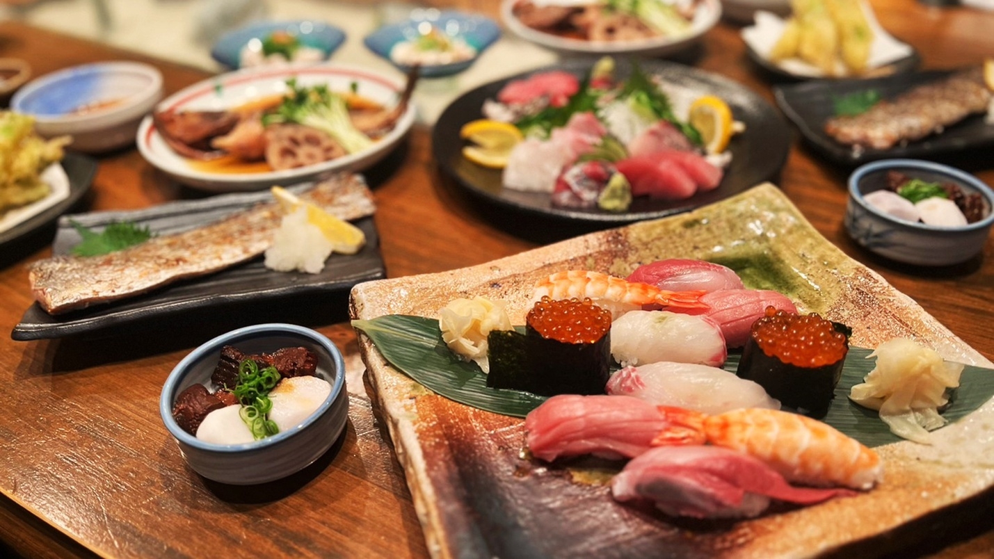【1泊2食】地元の隠れた名店「寿司居酒屋小鉄」で内子の美食・美酒を愉しむ