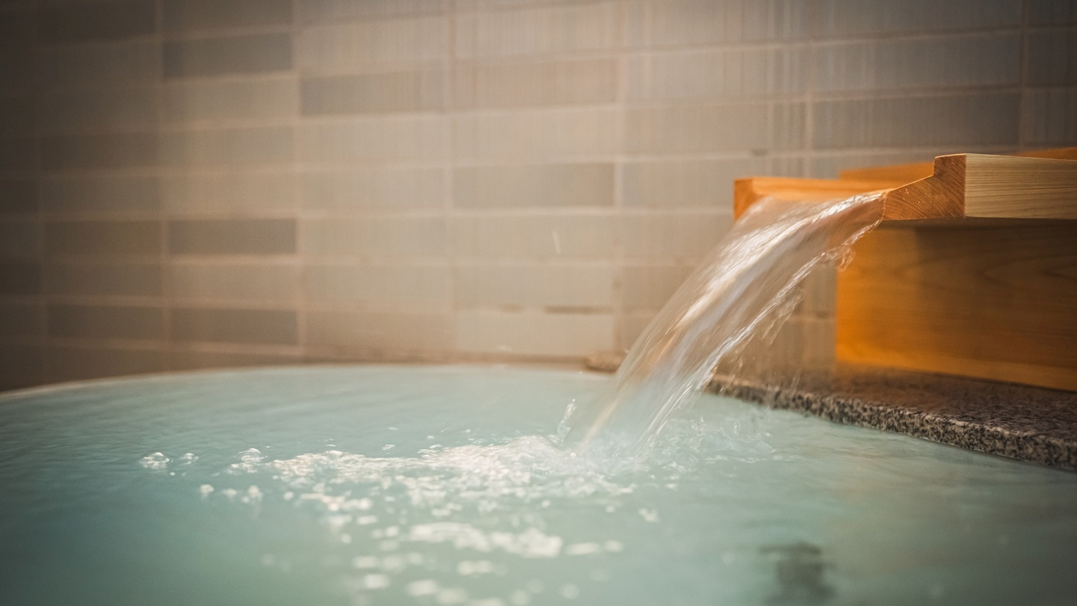 【素泊まり】一棟貸し×遊び心の構造美　一日一組限定の隠れ家〜二重の扉の先にある、極上の日常へ〜