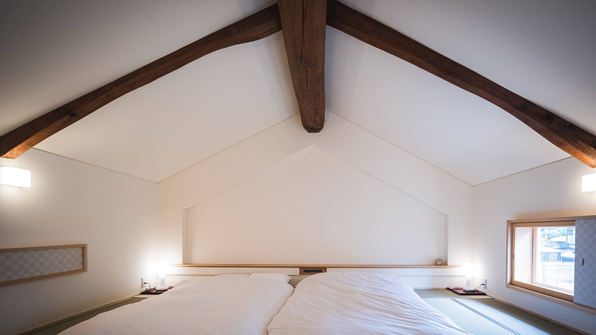 *【寝室】静謐な空間が、心落ち着く夜を演出します。