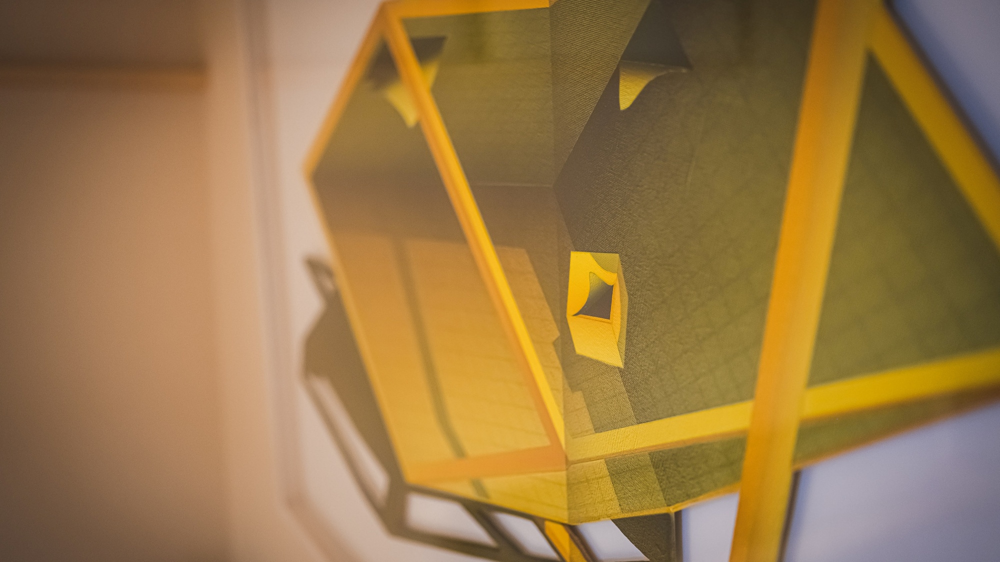 *【インテリア】和モダンな空間を彩る印象的なデザインアート。