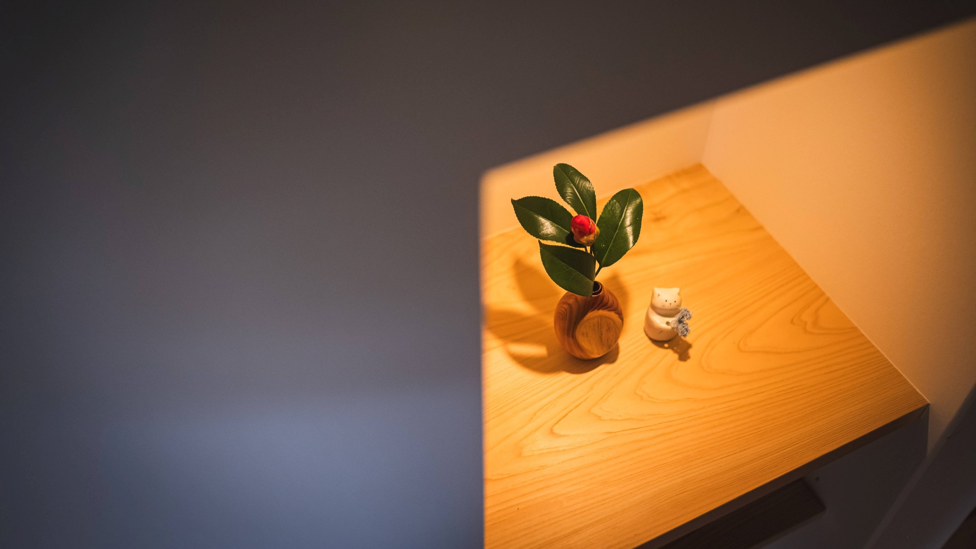 *【インテリア】おしゃれなインテリアが空間に彩りを加えます。