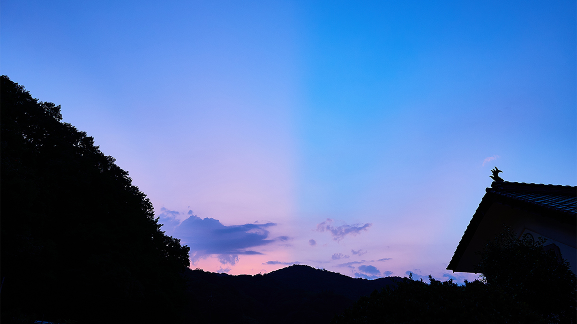 ・【景色】日没後の美しい景色。表情を変える空を眺め、心穏やかな時間を