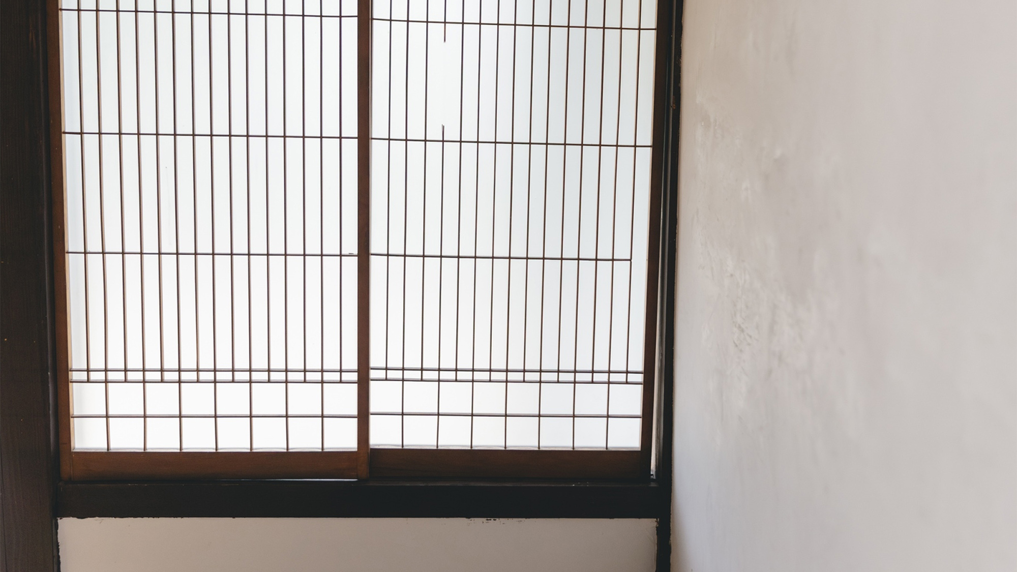 ・【障子】心と体をリセットする時間。和の趣を感じ、ゆったりとお過ごしください