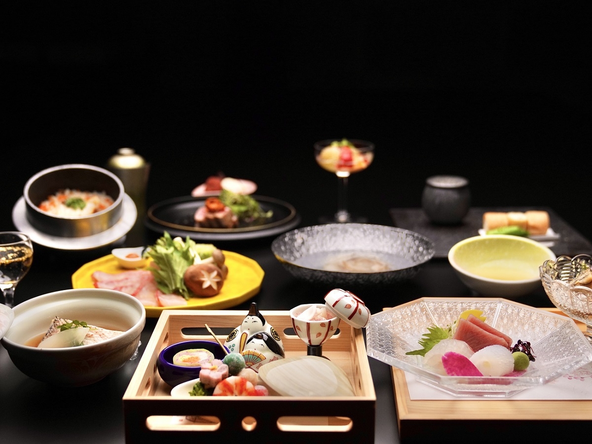 【1日5組限定】調理人が心を込め作り上げた贅沢会席『極』＜全13品＞☆朝もお食事処にて朝食膳