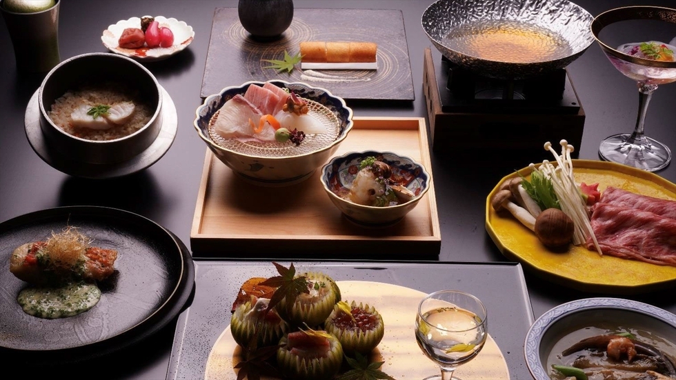 【1日5組限定】調理人が心を込め作り上げた贅沢会席『極』＜全11品＞☆朝もお食事処にて朝食膳