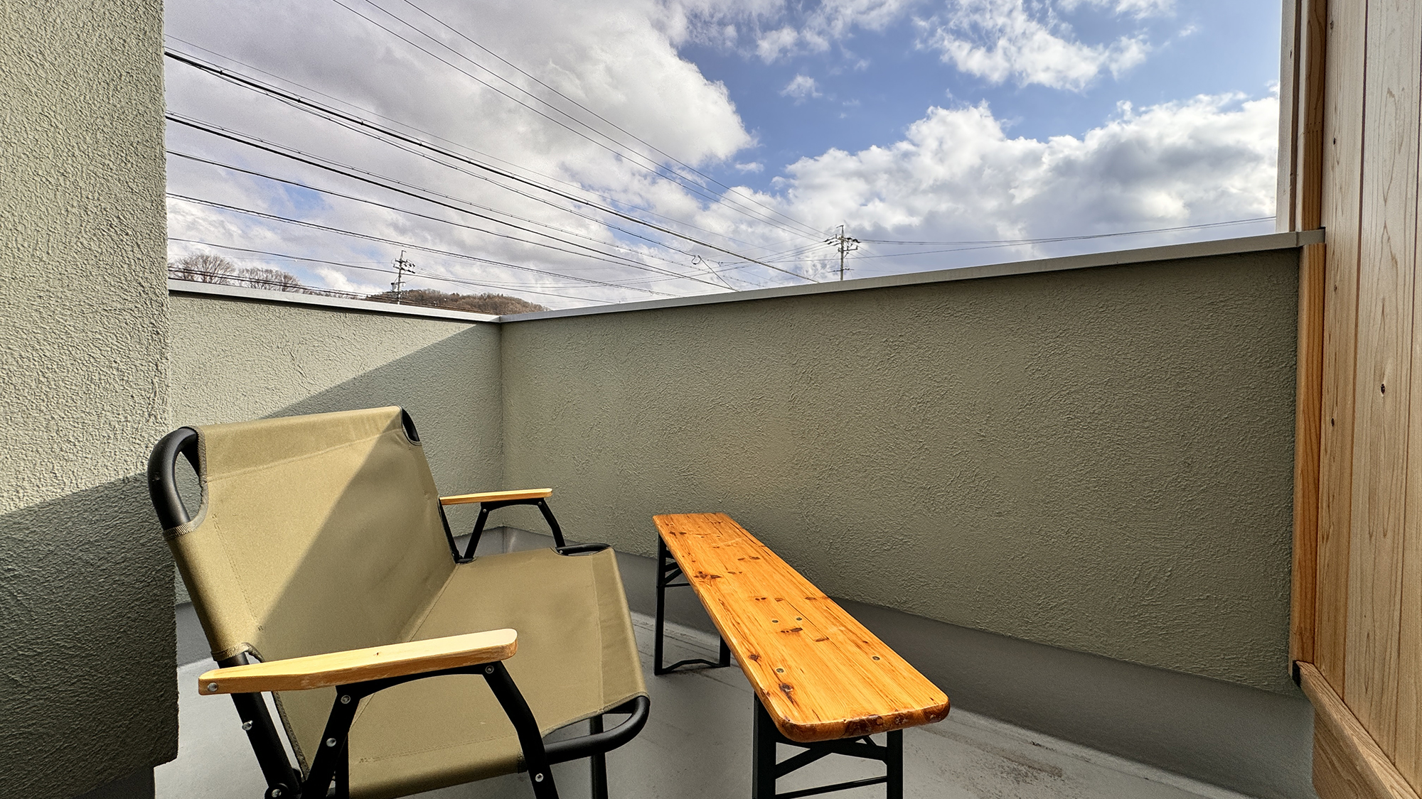 【客室】バルコニーがついております。心も身体もリラックスしてお過ごしください★。