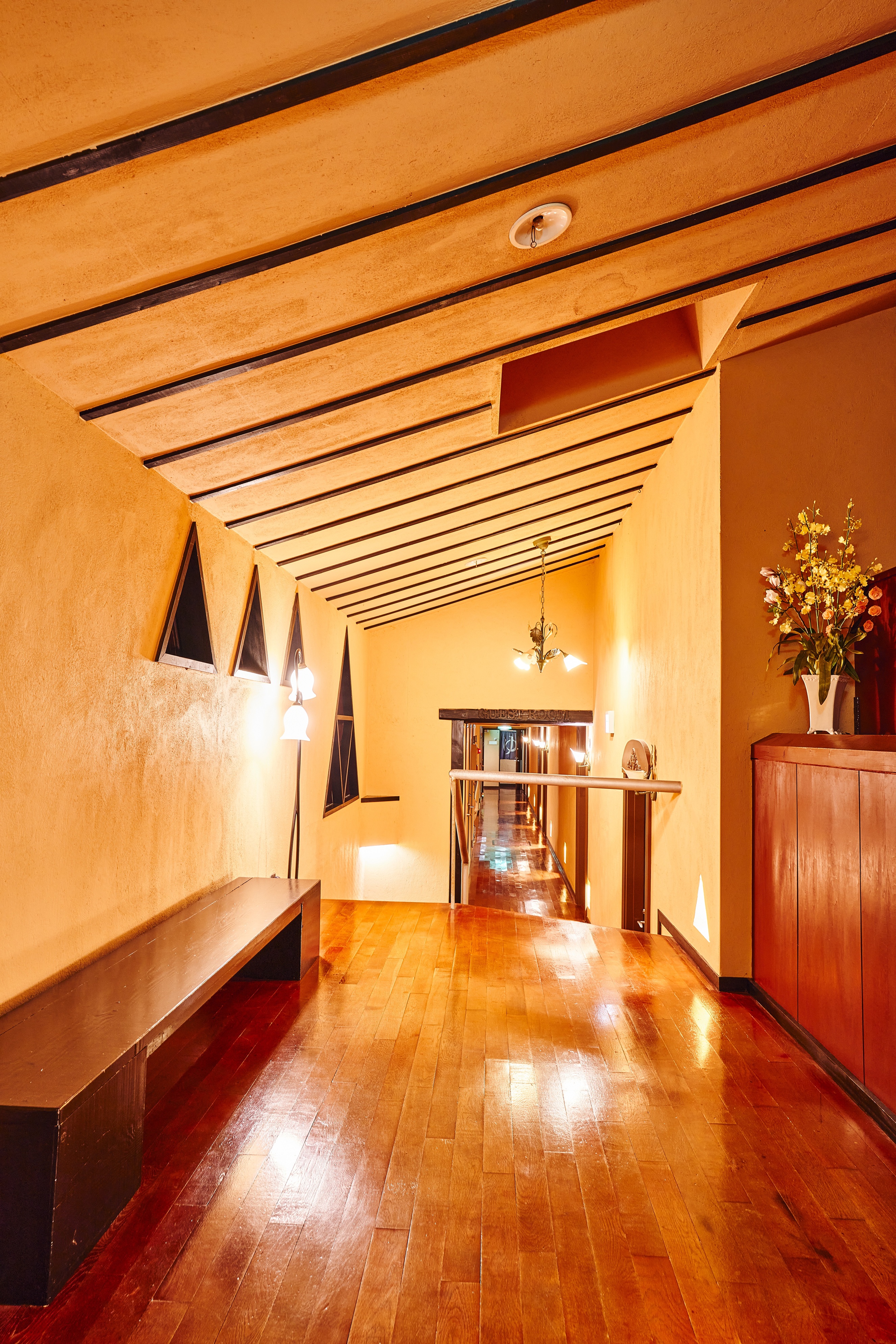 別館エントランス